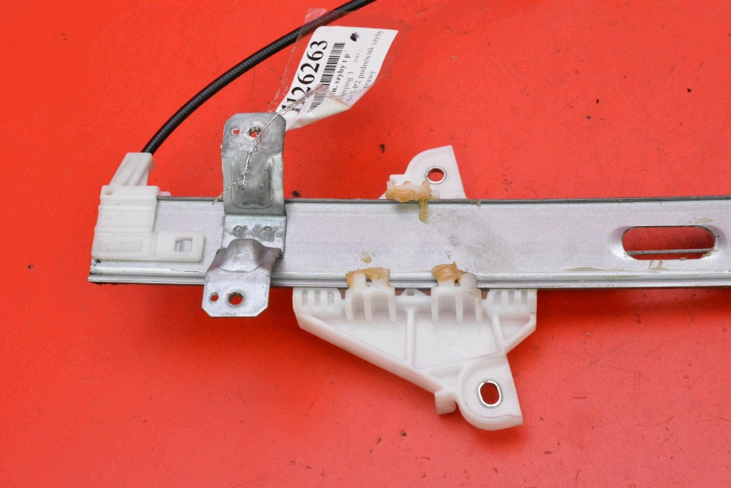window regulator right rear part A00076786 BAIC BEIJING X3 LIFT 19