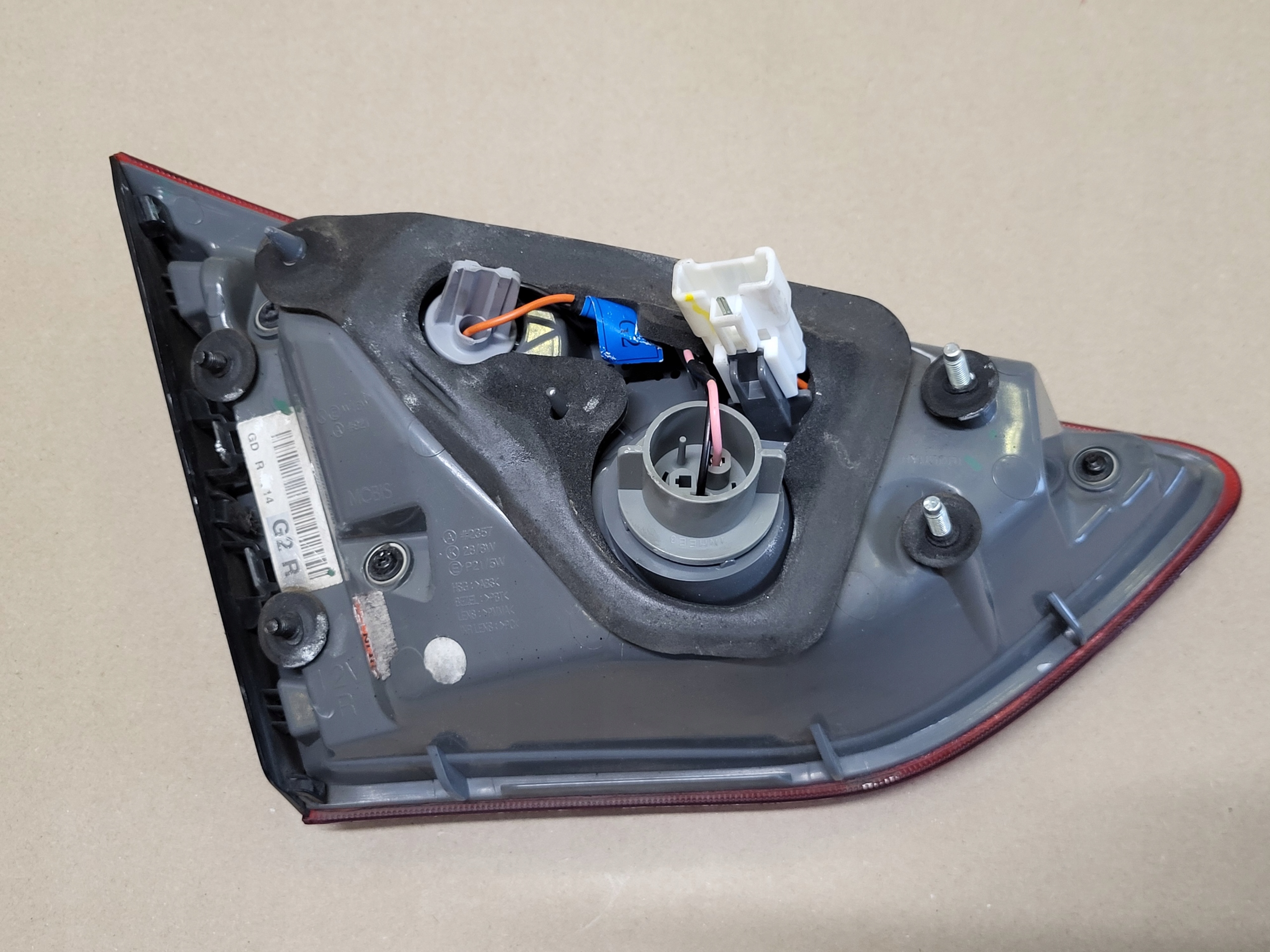 light right rear Z bonnet boot HYUNDAI i30 II HB OE EU