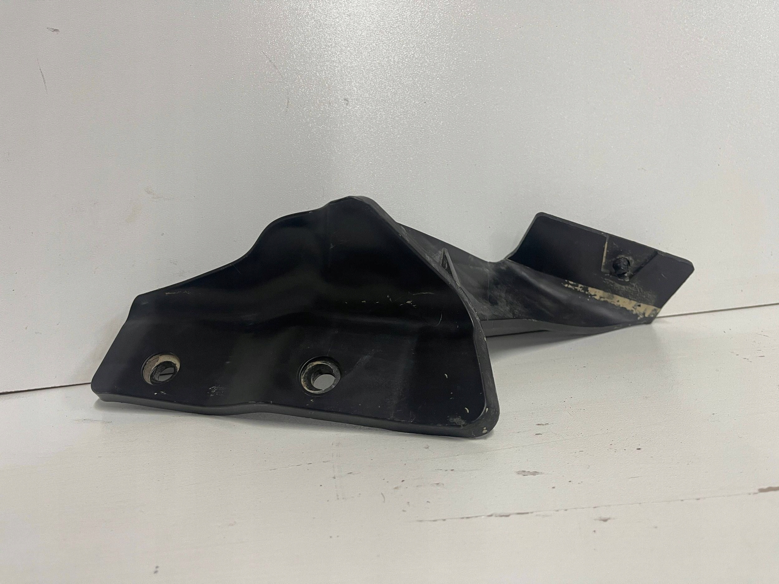 Support plaque Aile Gauche Citroen C4 Cactus 14- 9805295880