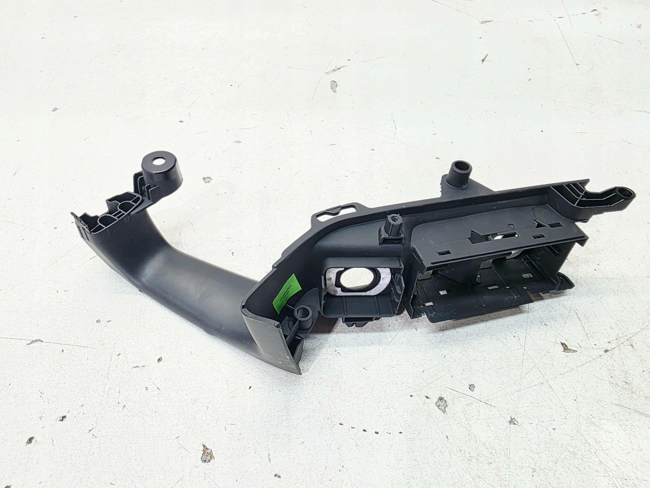 bracket handle door left front AUDI A3 8V SPORTBACK 8V4959521