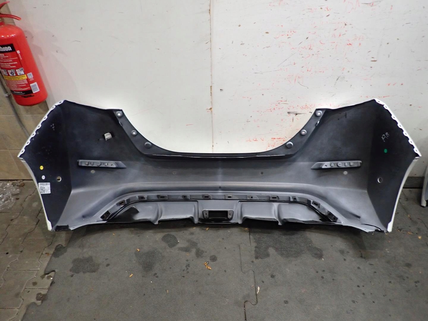bumper rear part rear NISSAN LEAF II 2018