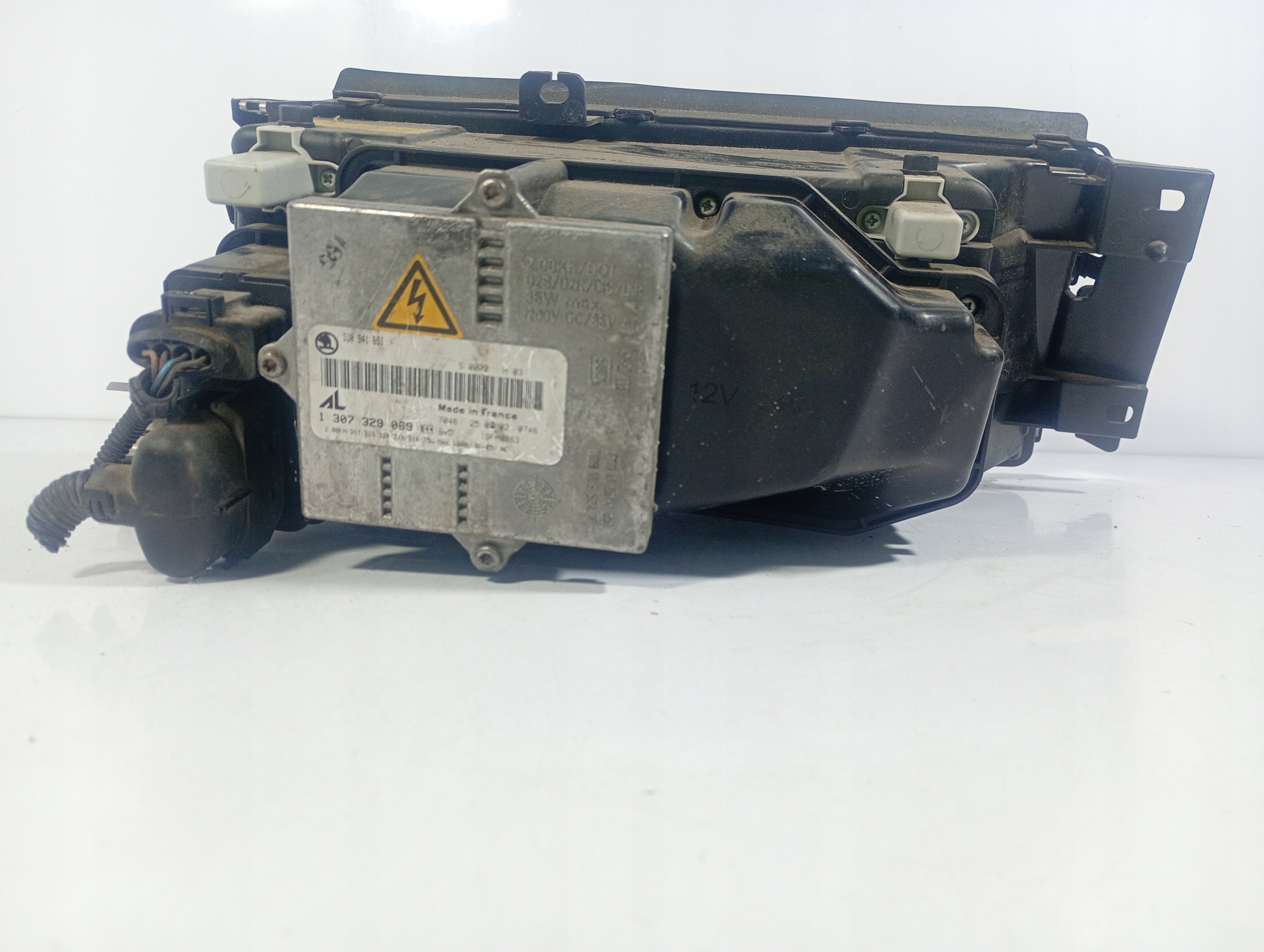 SKODA Octavia 1 00-10 REFLEKTOR left front front OE 08-665-1110L XENON