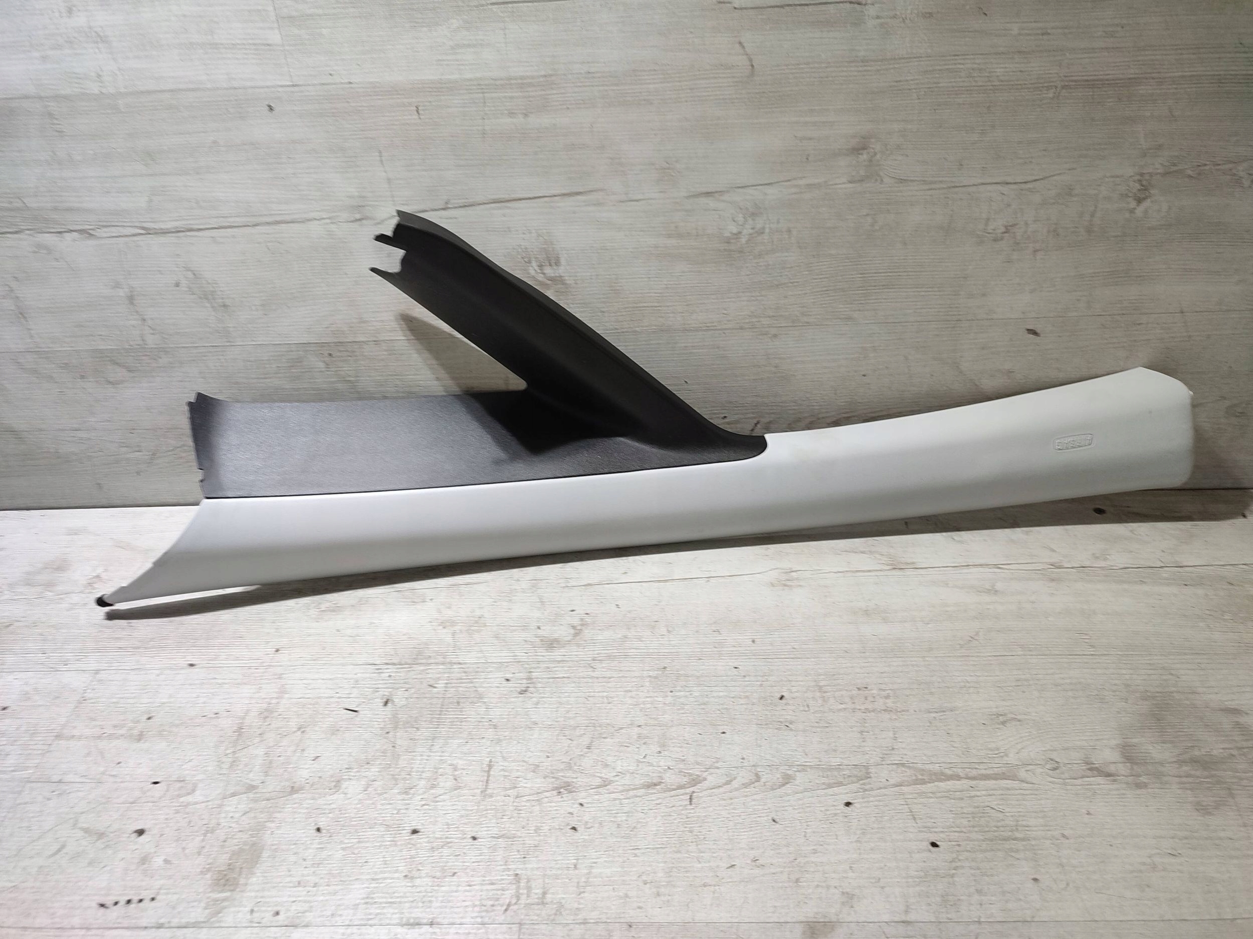Opel Corsa E 2018 front side left cover slupka windows przedniej / A