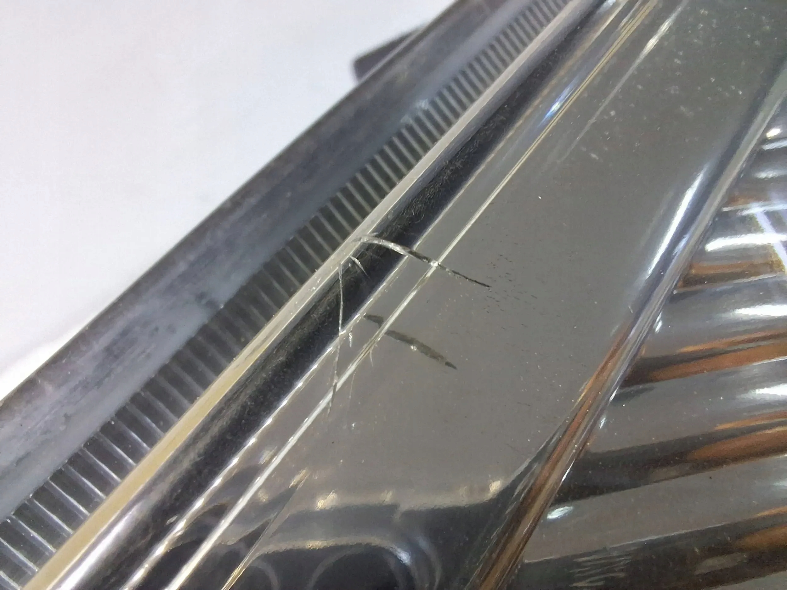 light front right Toyota RAV4 00-03 EU