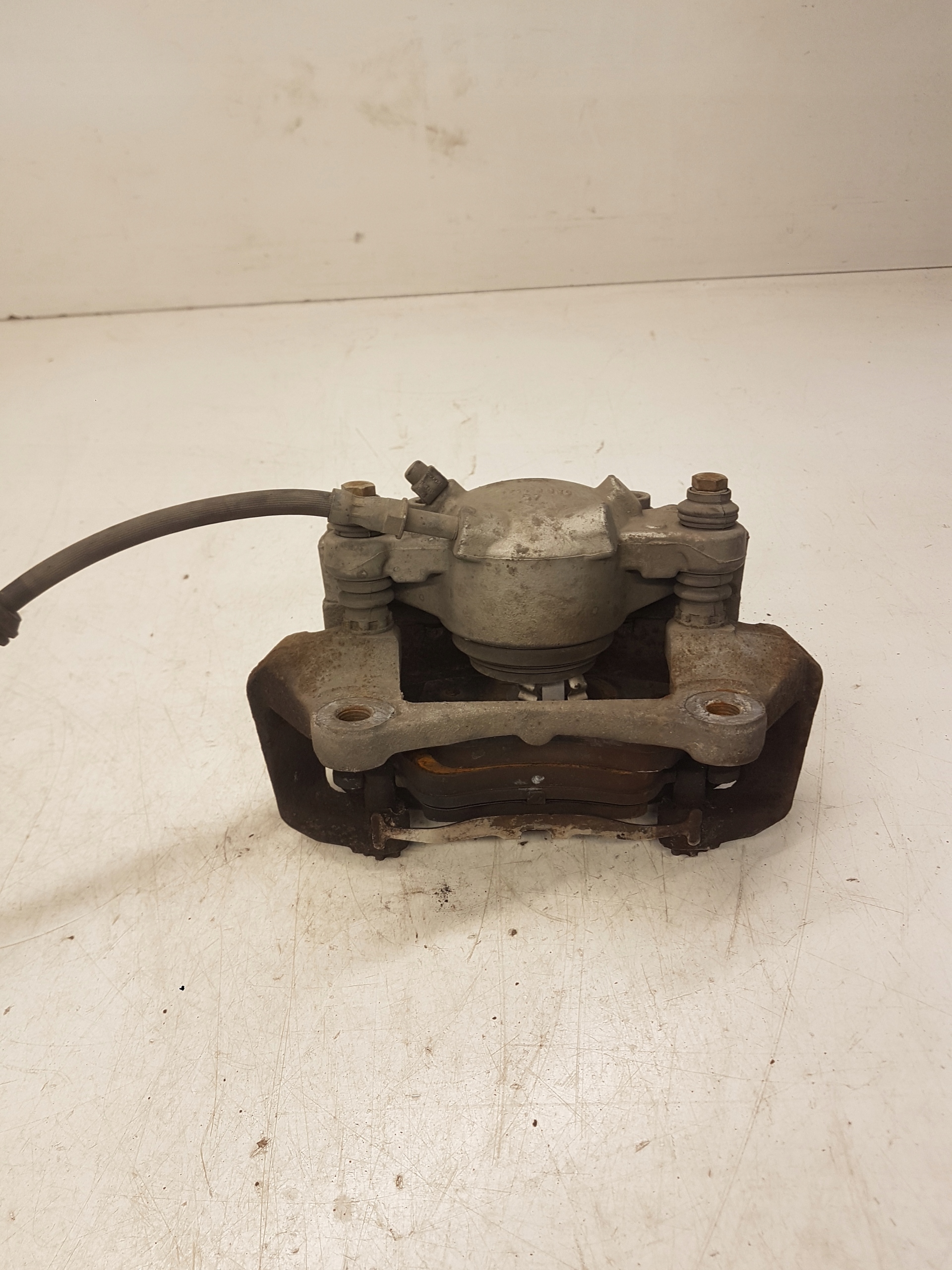 caliper brake right front AUDI A4 B8 A5 8K0106K