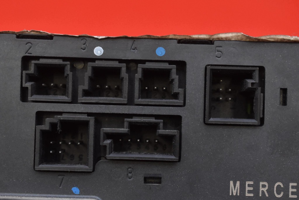 control unit module door right front 2198200726 MERCEDES CLS C219 04-08