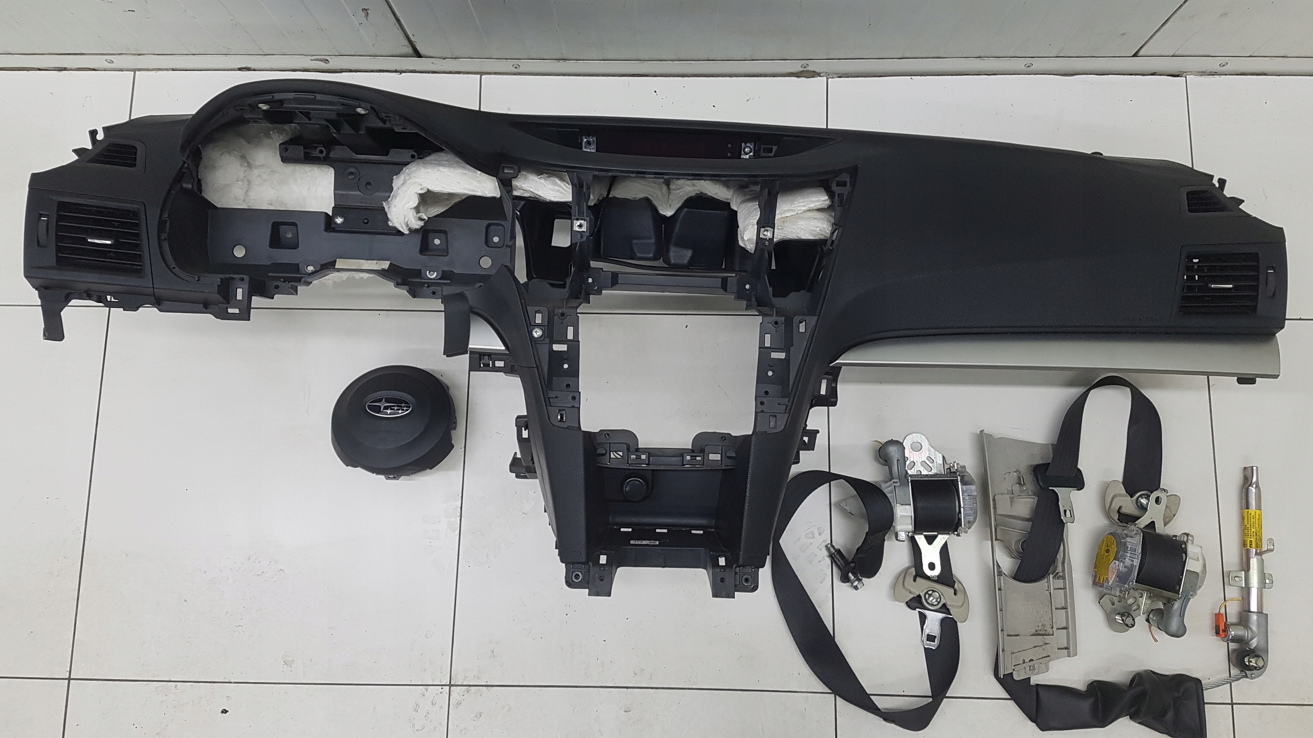 dashboard instrument panel SUBARU OUTBACK 4 2010R