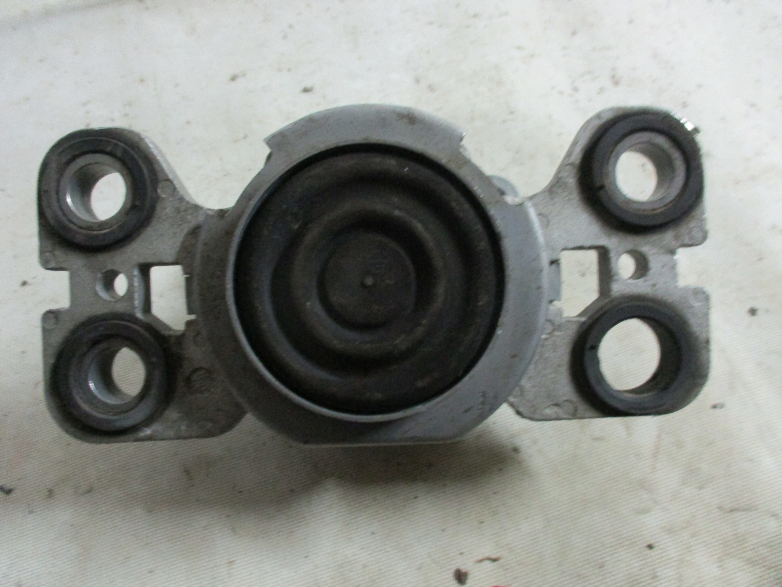 подушка Двигателя Range Rover Evoque 2,0 EJ32-7M121-AD