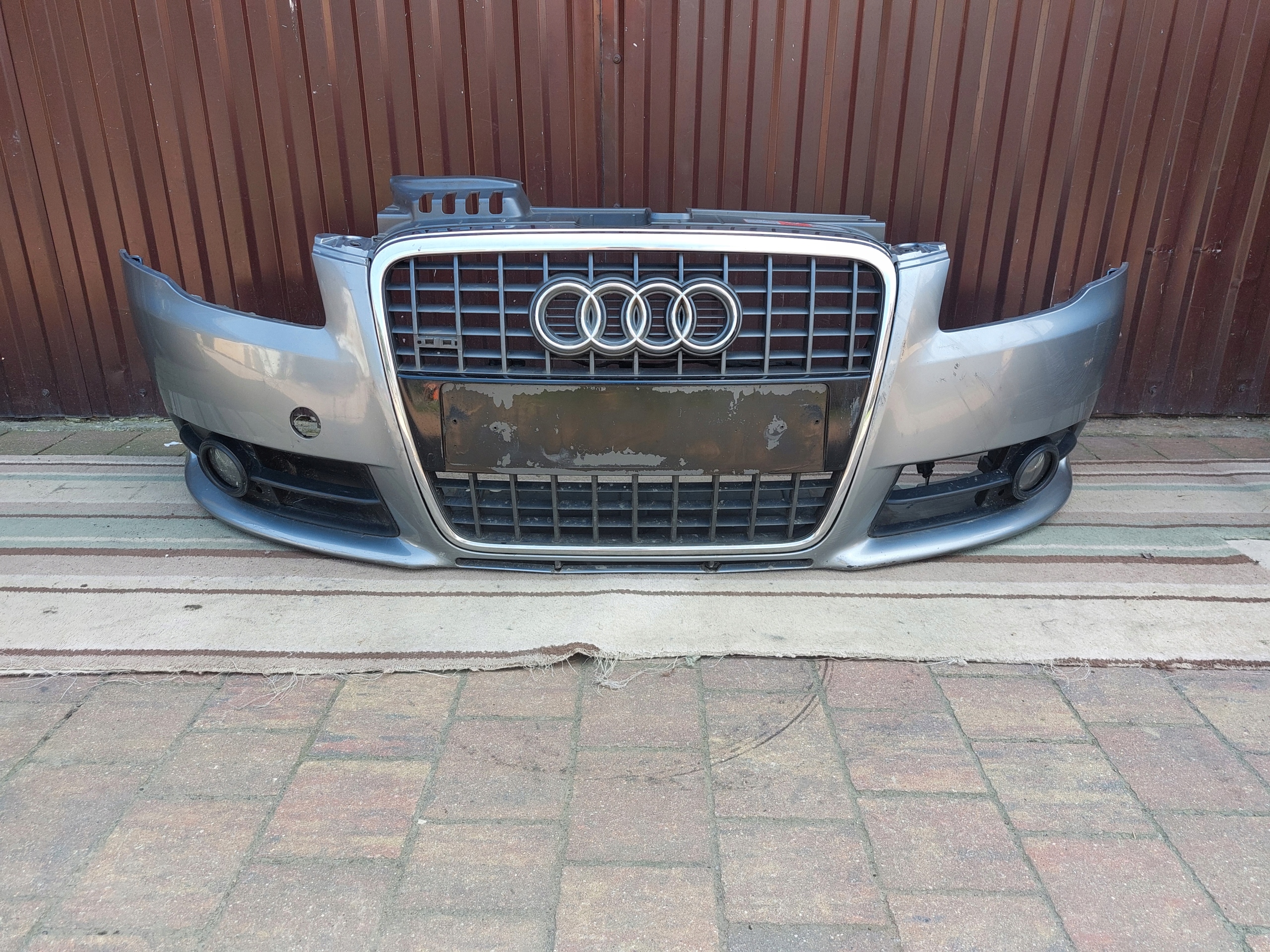 AUDI A4 B7 S-LINE bumper front front grey