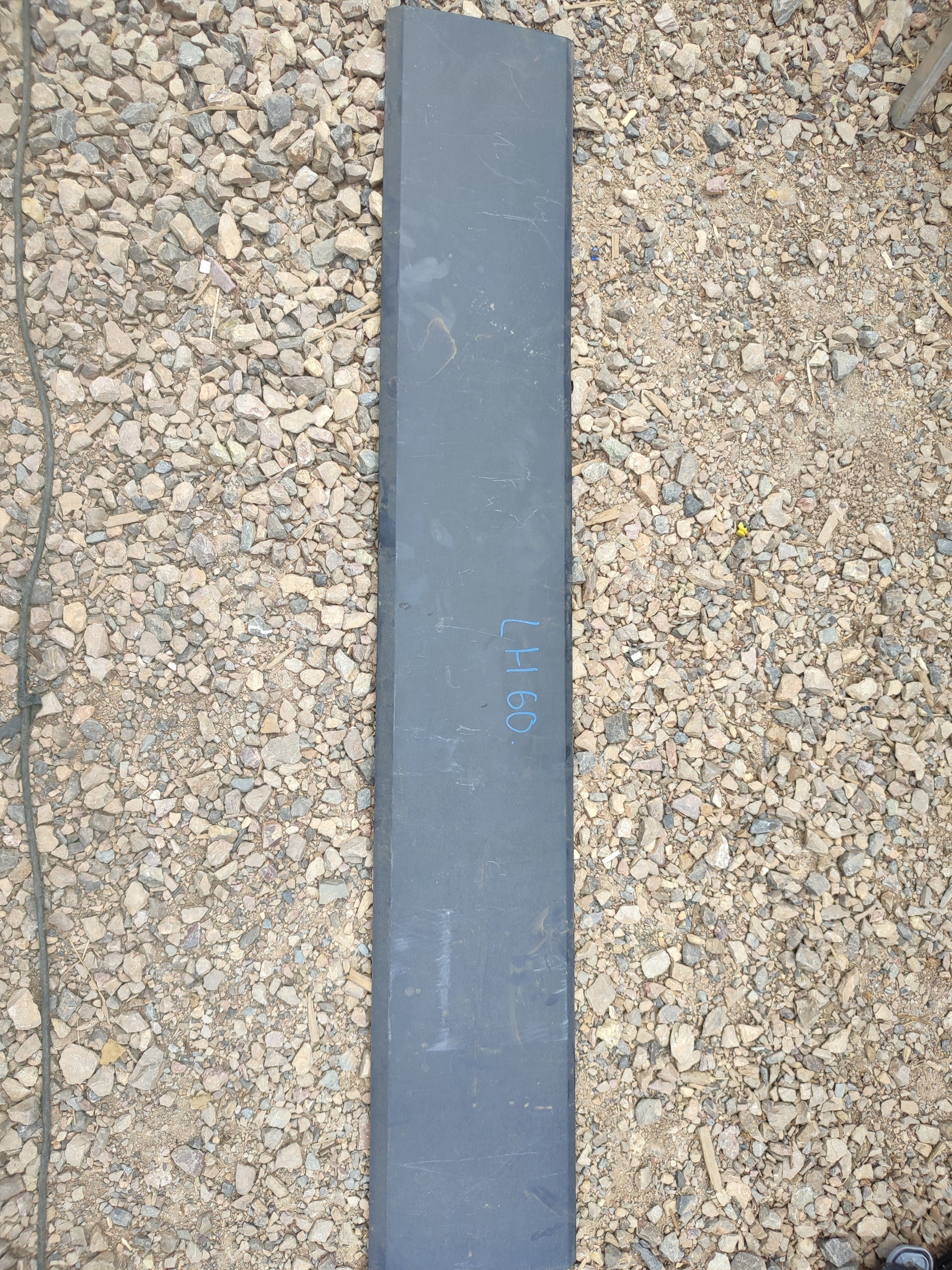 moulding cap side door left 7C0853517A VW CRAFTER II MAN TGE
