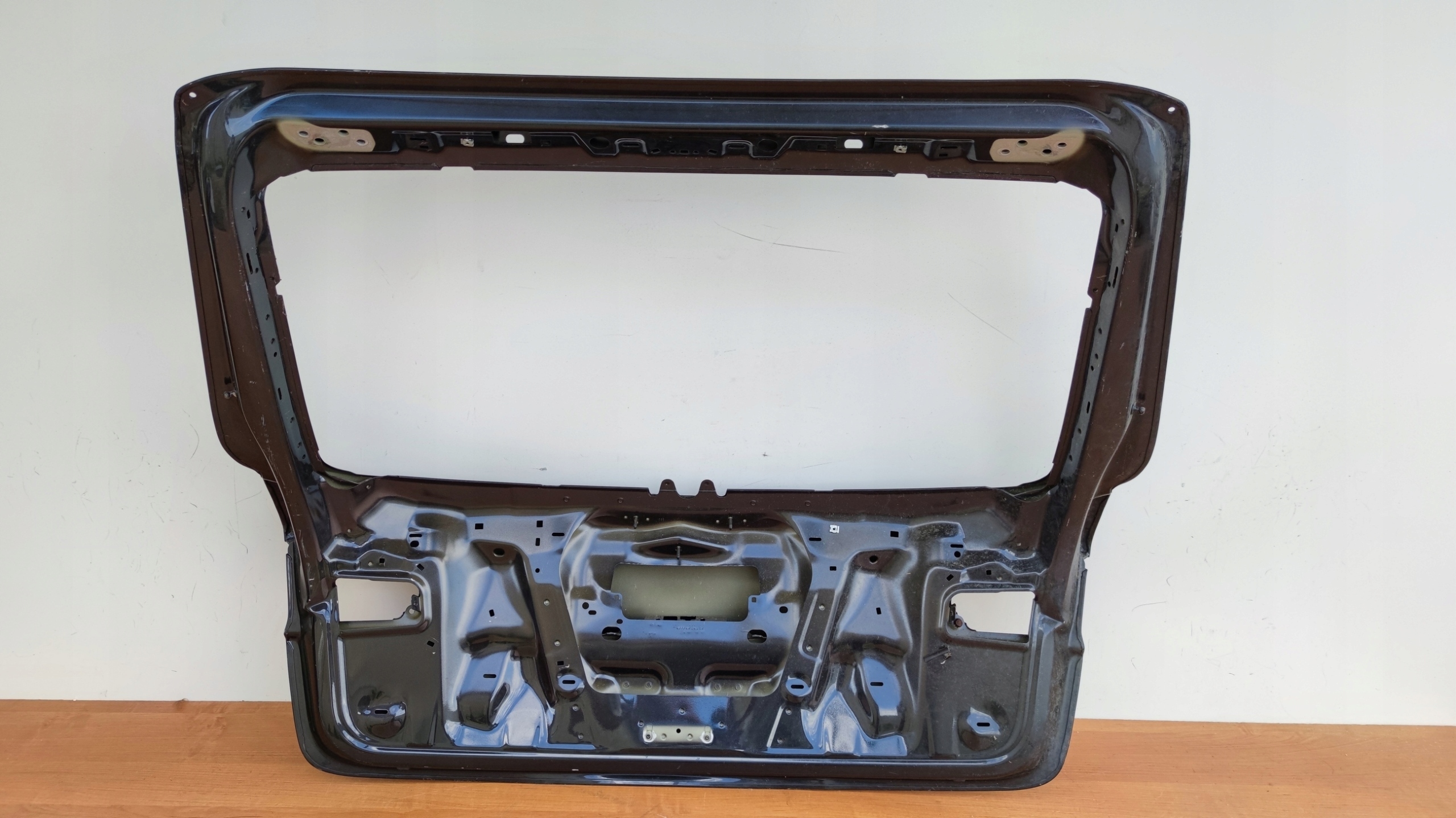 AUDI A6 C7 4G KOMBI trunk door boot cover rear part