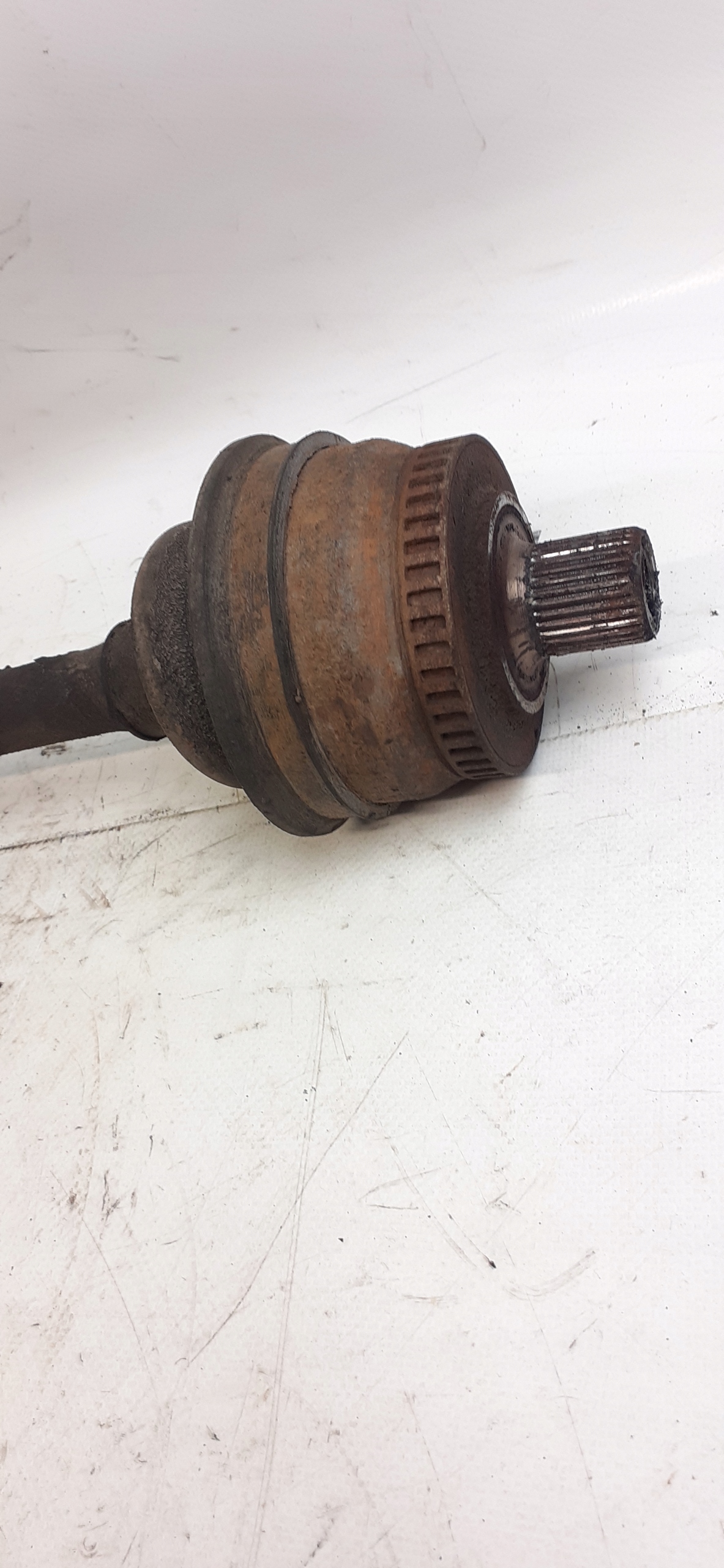 VW PASSAT B5 2.5 TDI semi-axis right rear part