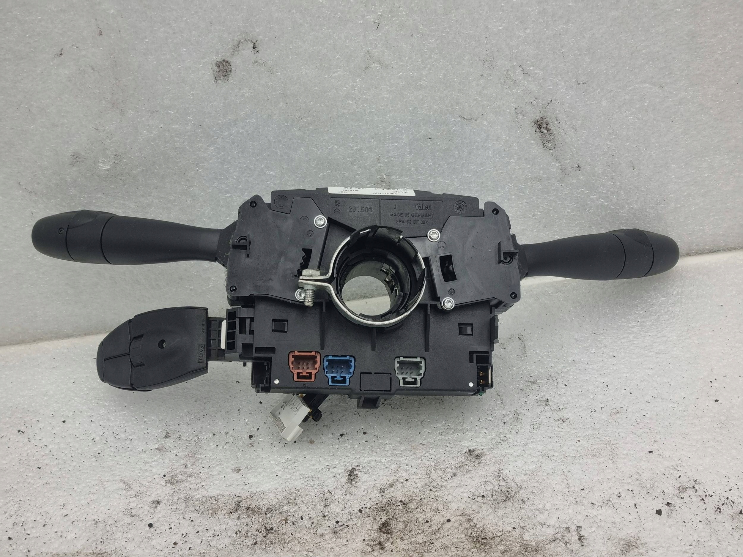 control steering wheel levers and controls ring airbag Peugeot 207 96657273XT