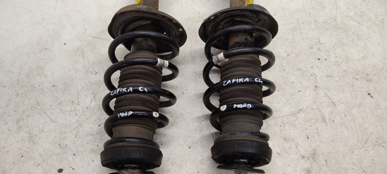 shock absorber spring front Opel Zafira C 2,0 CDTI