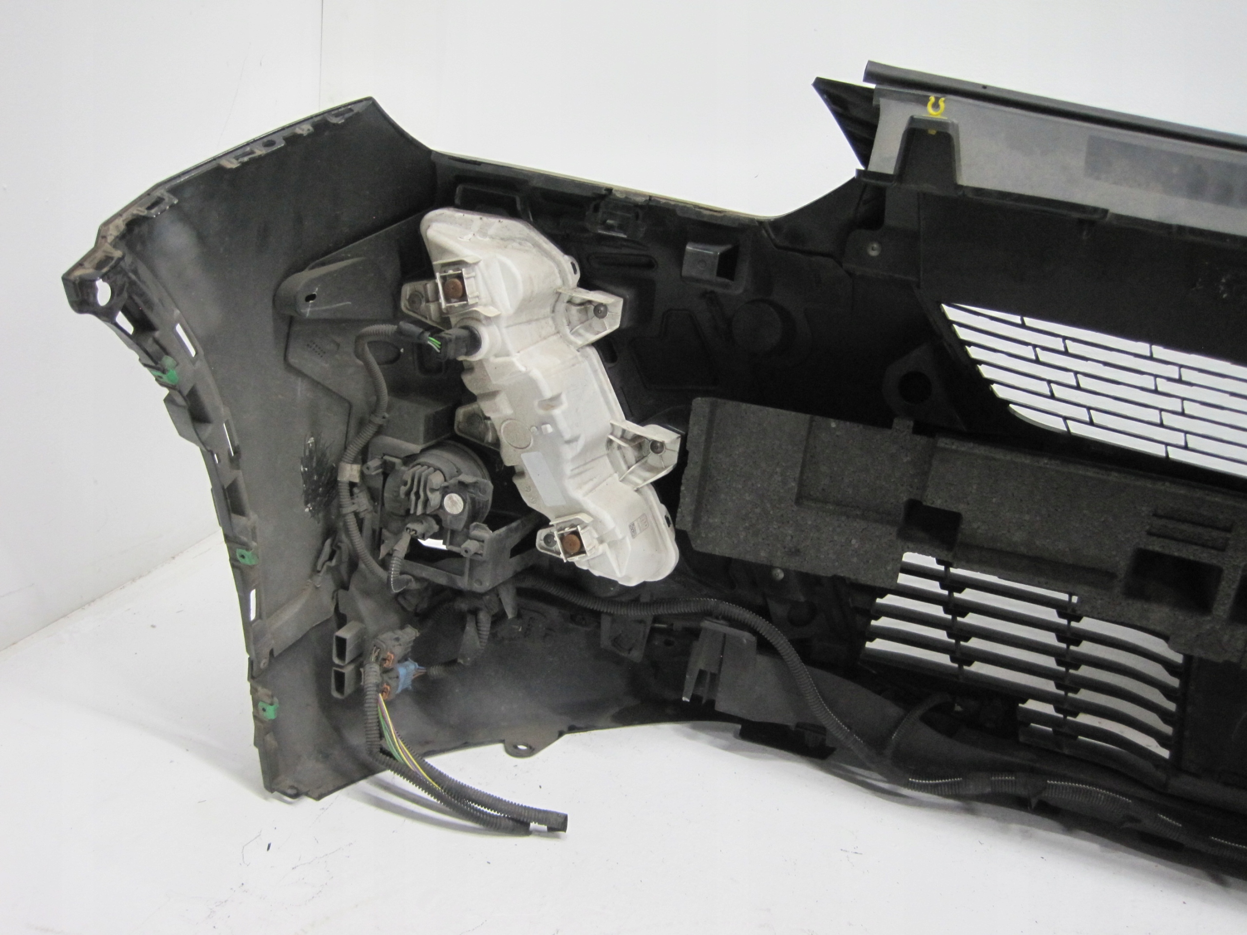 bumper PEUGEOT 2008 II 4 PDC below RADAR front front