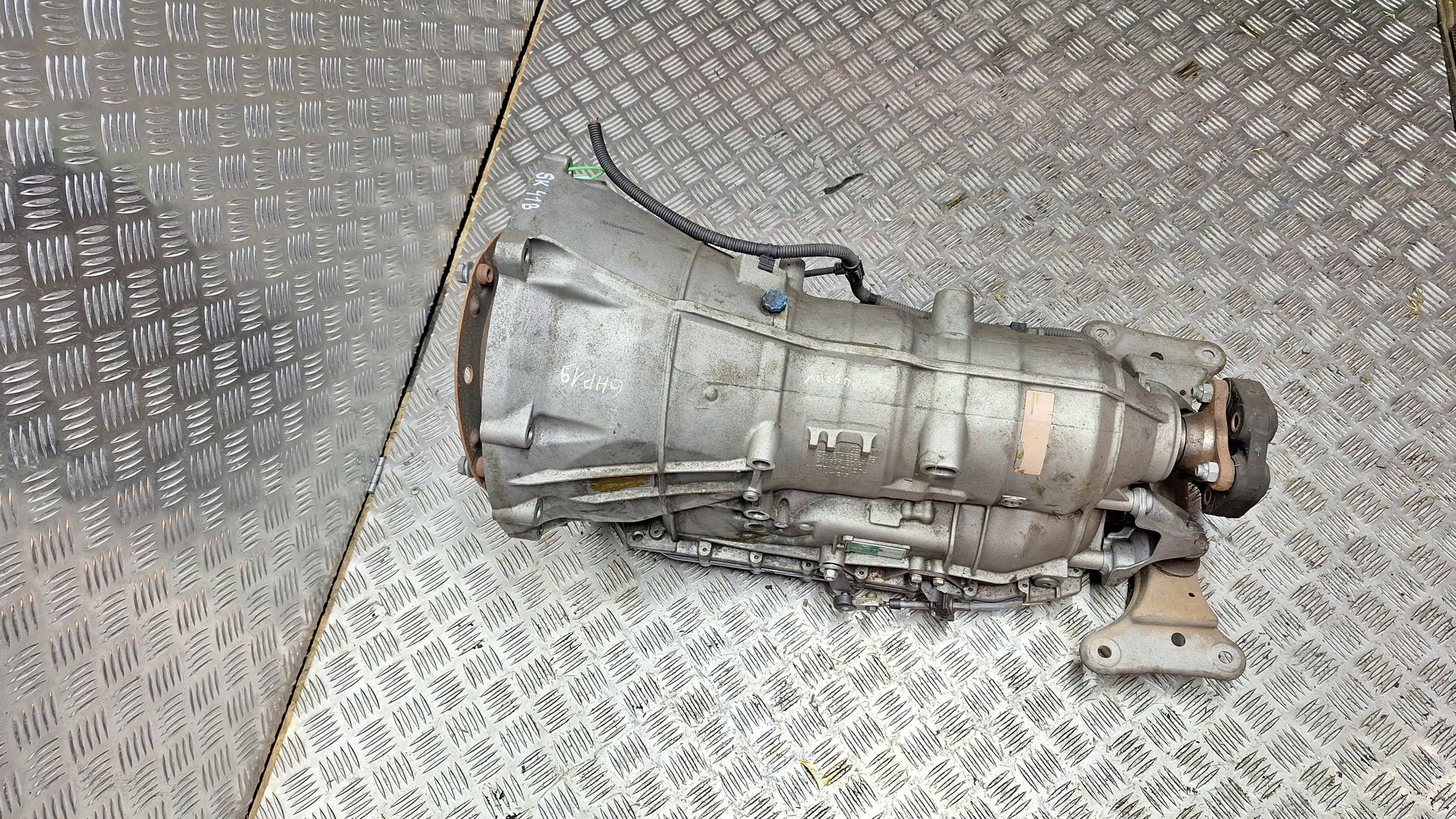Getriebe AUTOMAT 7601243 6HP-19 BMW 3 E90 E91 2.0 D N47