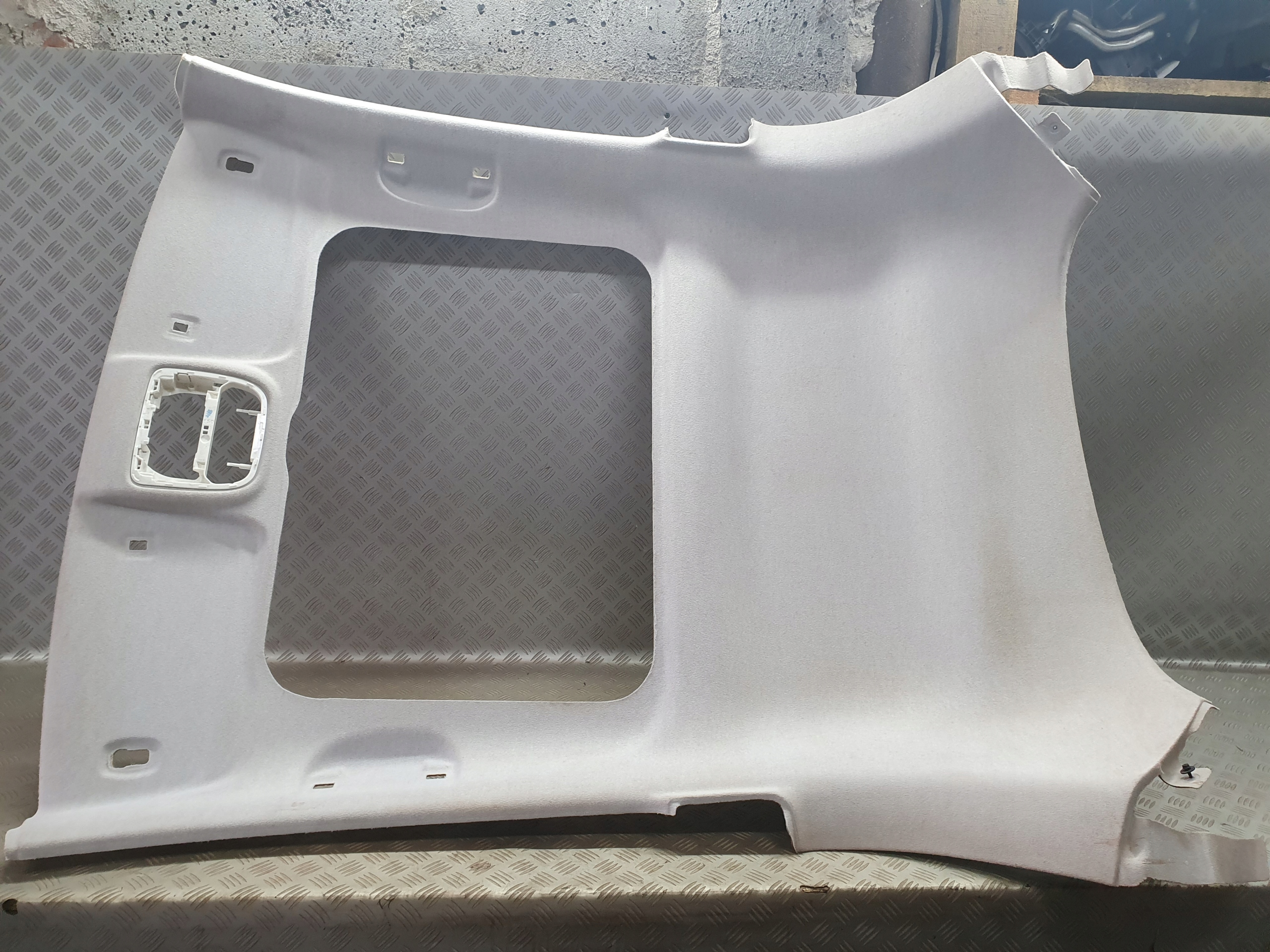 СТЕЛЯ ЛЮК ДАХ OPEL ADAM