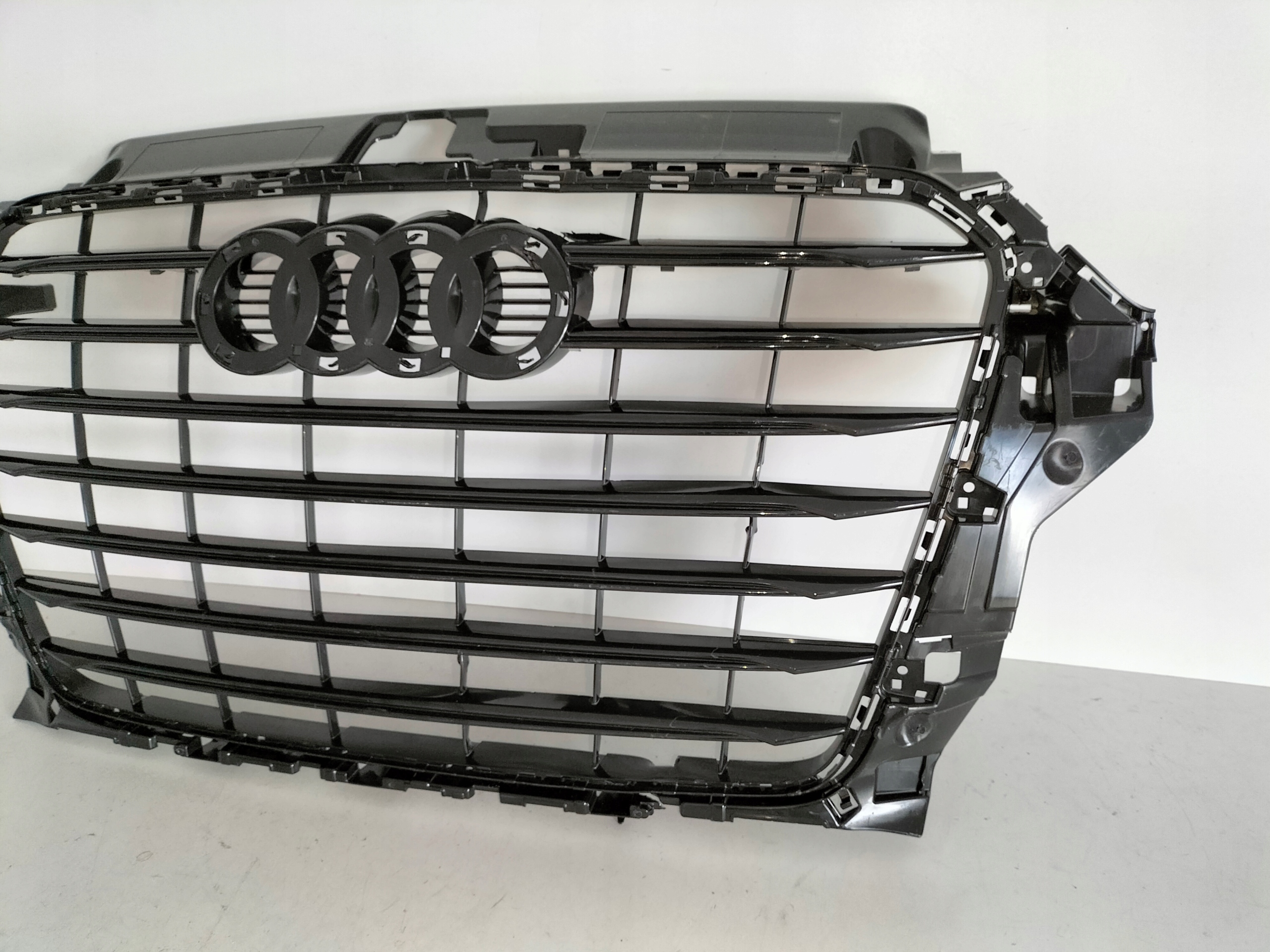 grille grid grill AUDI A3 8V 12-16 sedan S3