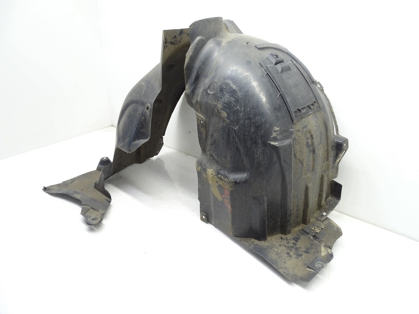 mudguard left front left front MERCEDES W176 W246 A2466900100