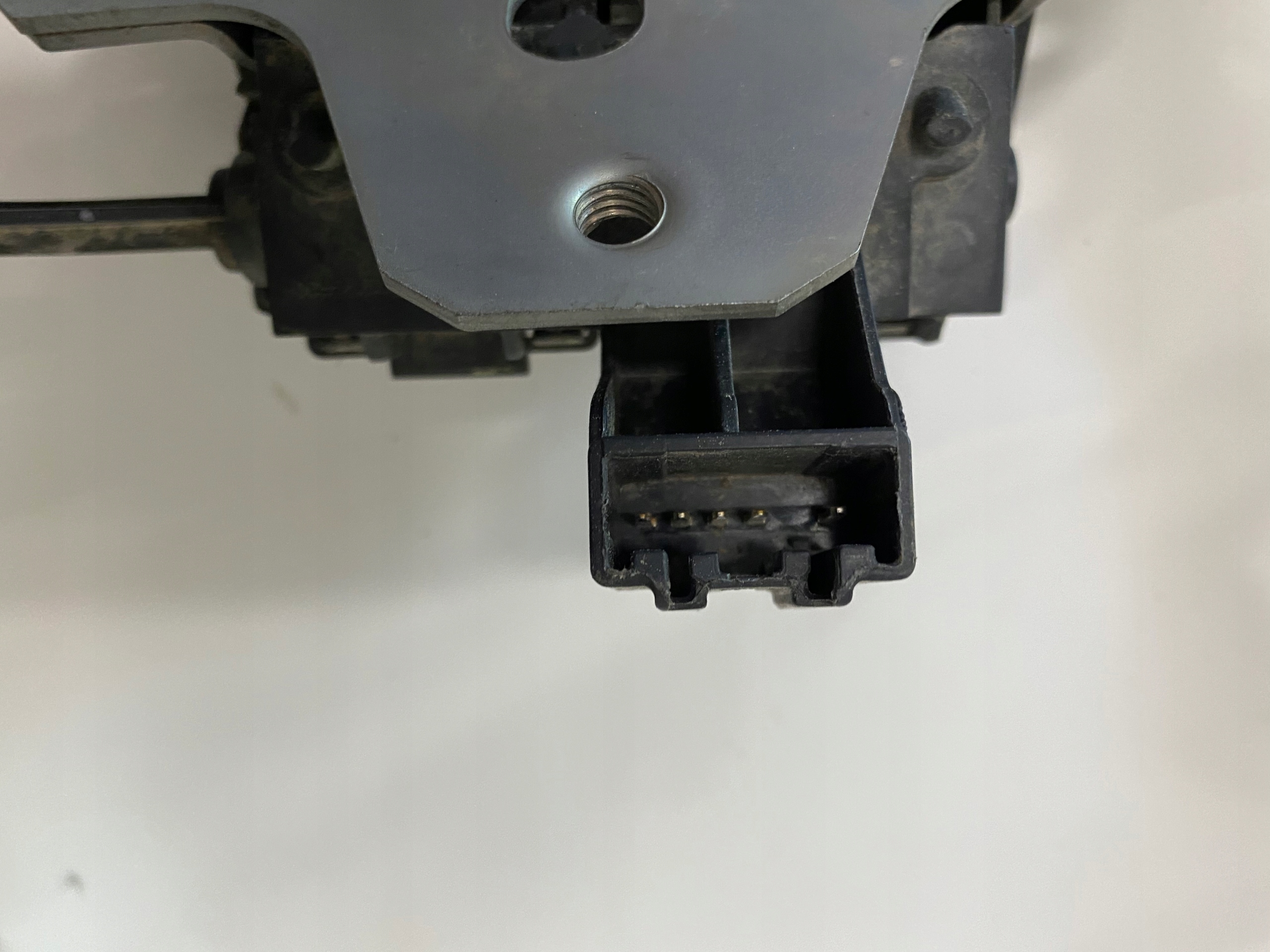 lock bonnet JAGUAR XJ X351 AW93-442A66-A0