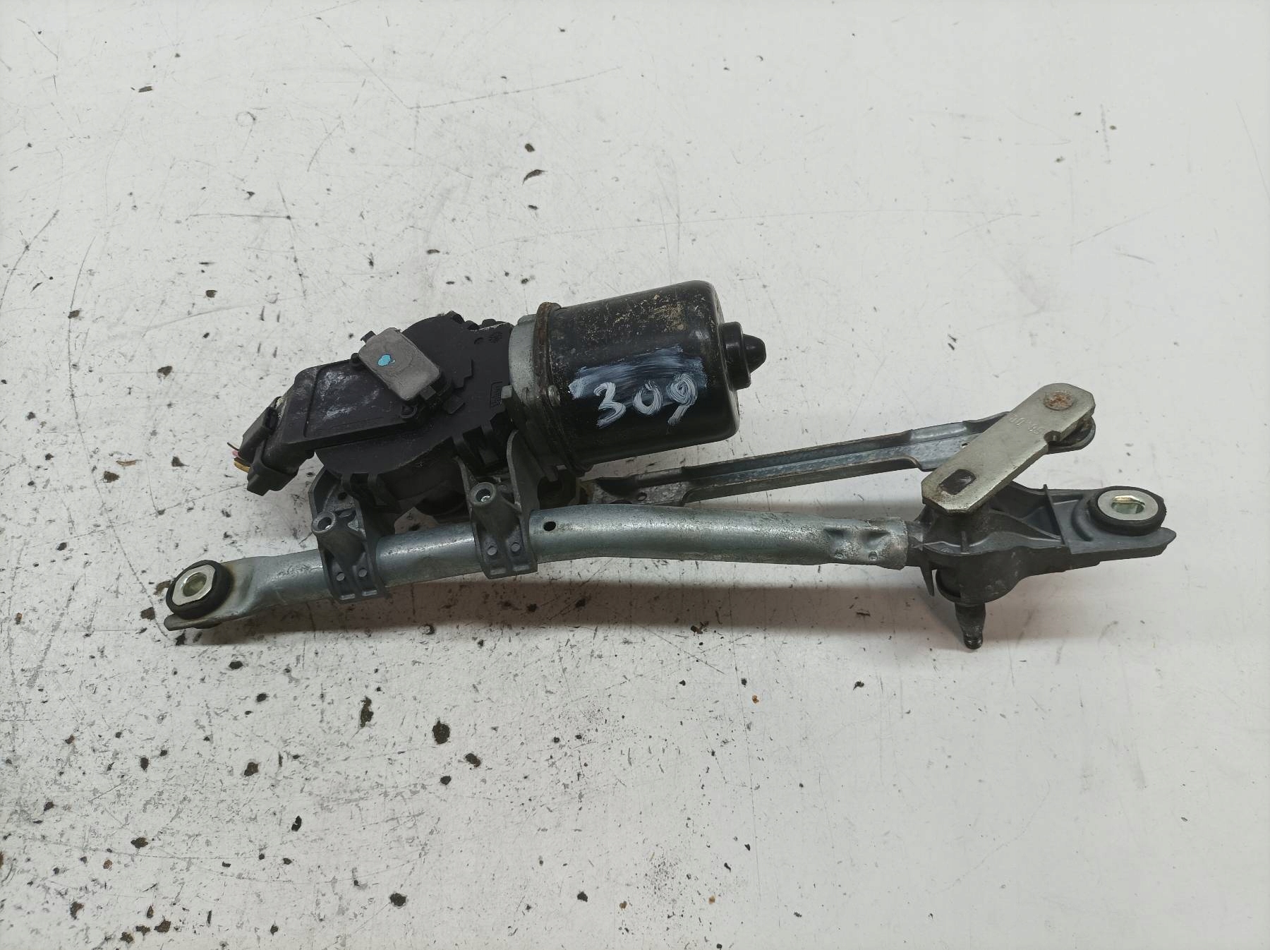 wiper mechanism front EU Citroen C1 and (2005- )