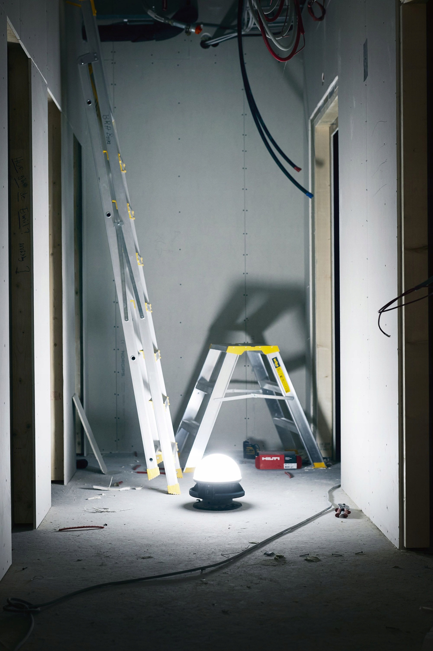 MARELD LAMPA ROBOCZA SHINE 4500 RE APP APLIKACJA Źródło światła LED