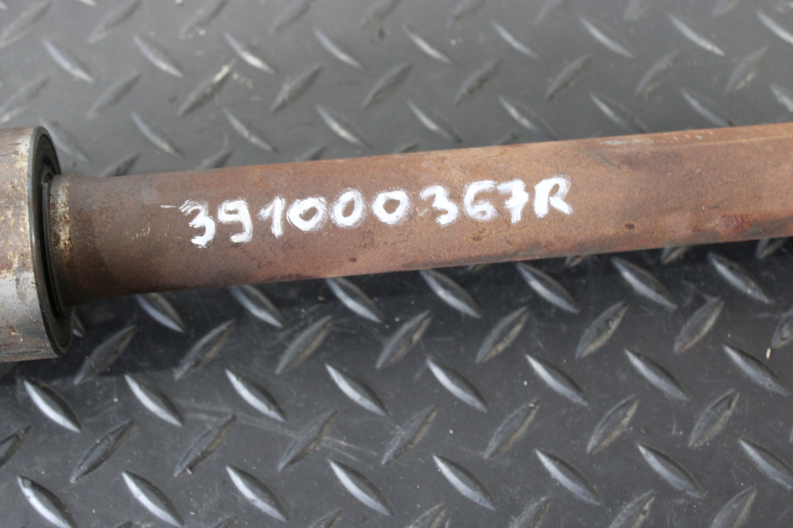 semi-axis semi-axis right front RENAULT CAPTUR and 1 391000367R