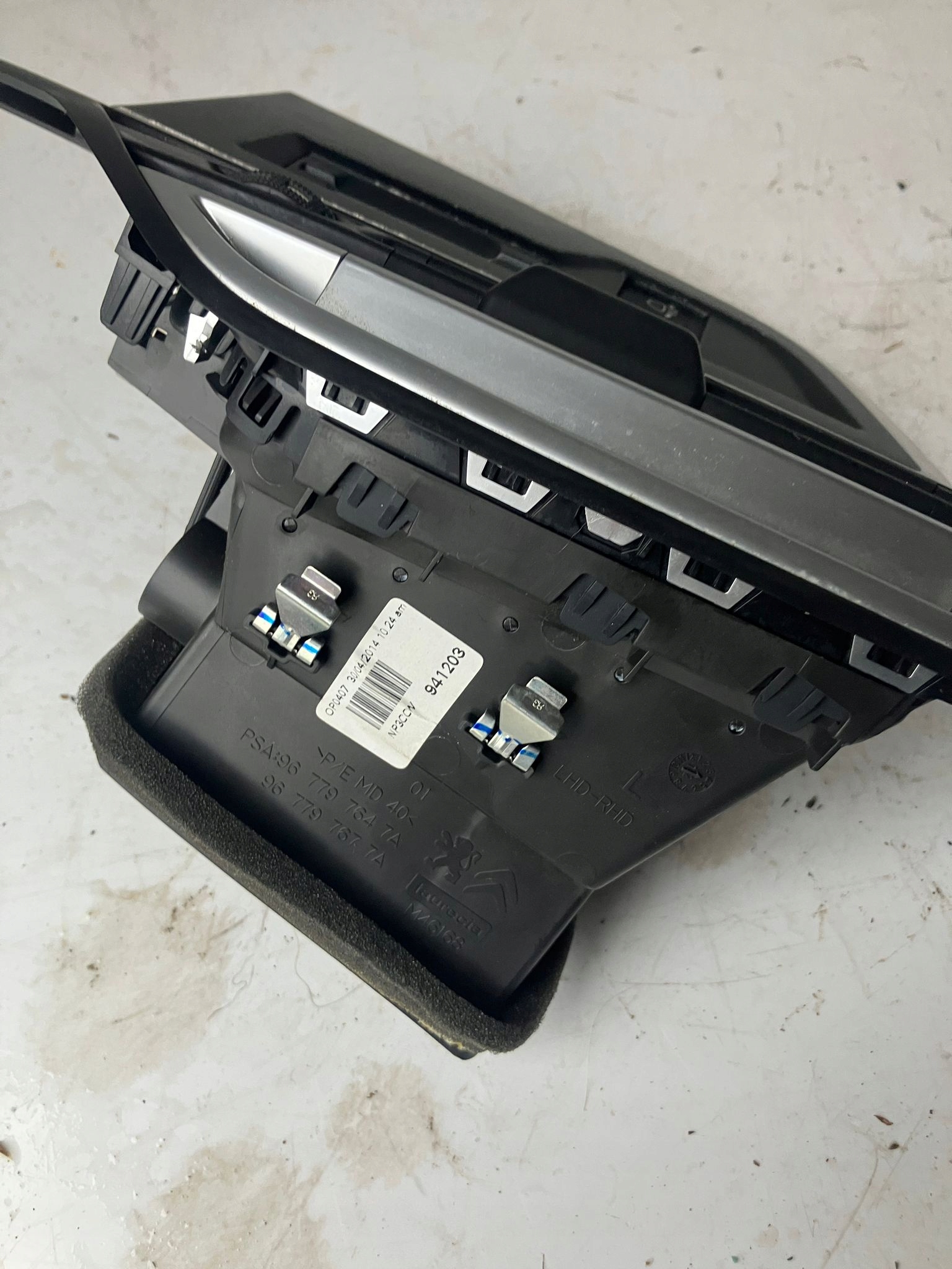 grid air conditioning devices left CITROEN C4 PICASSO II EUROPA CHROM EXCLUSIVE