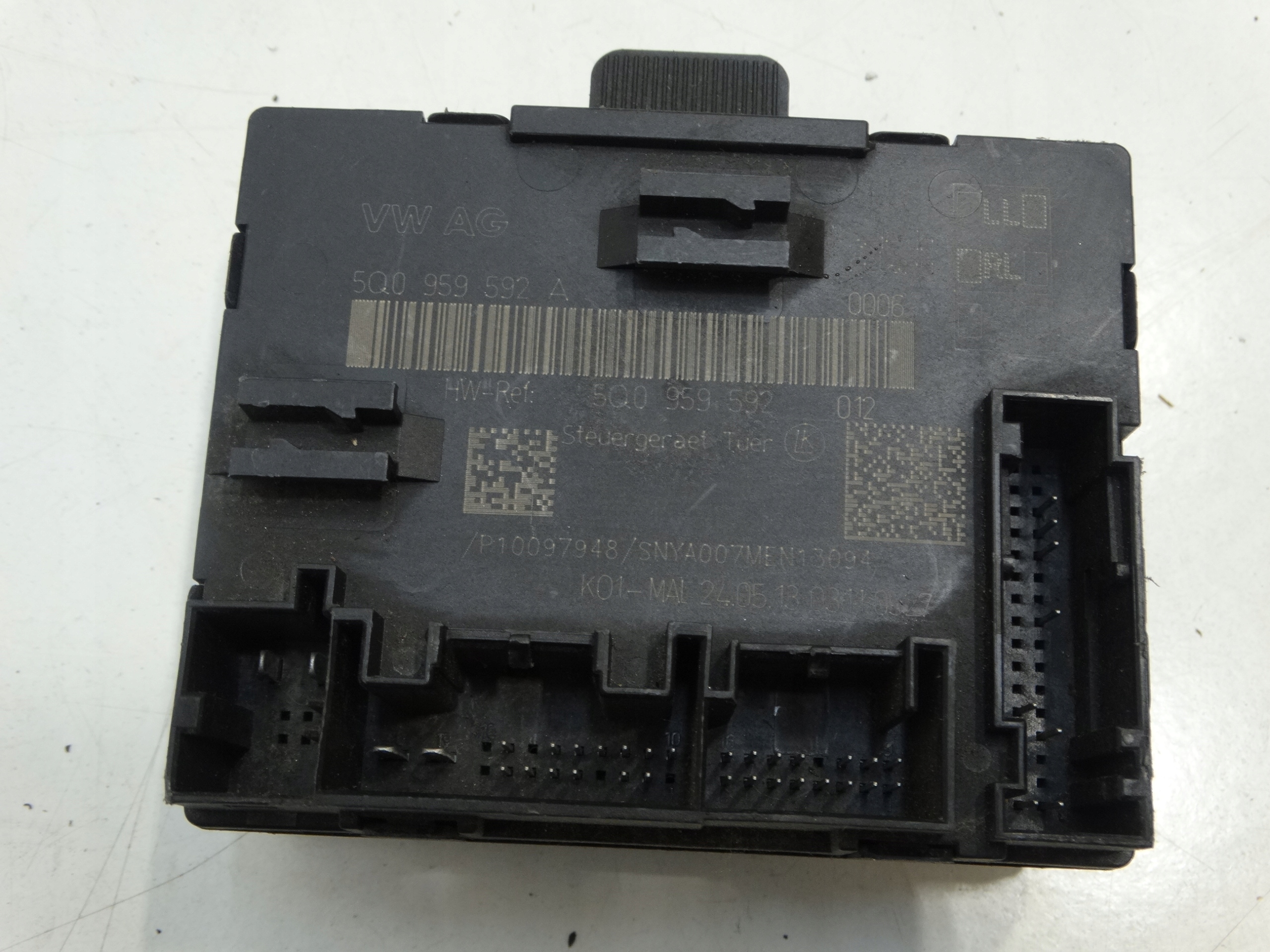 module control unit door right front VW GOLF VII AUDI A3 5Q0959592A