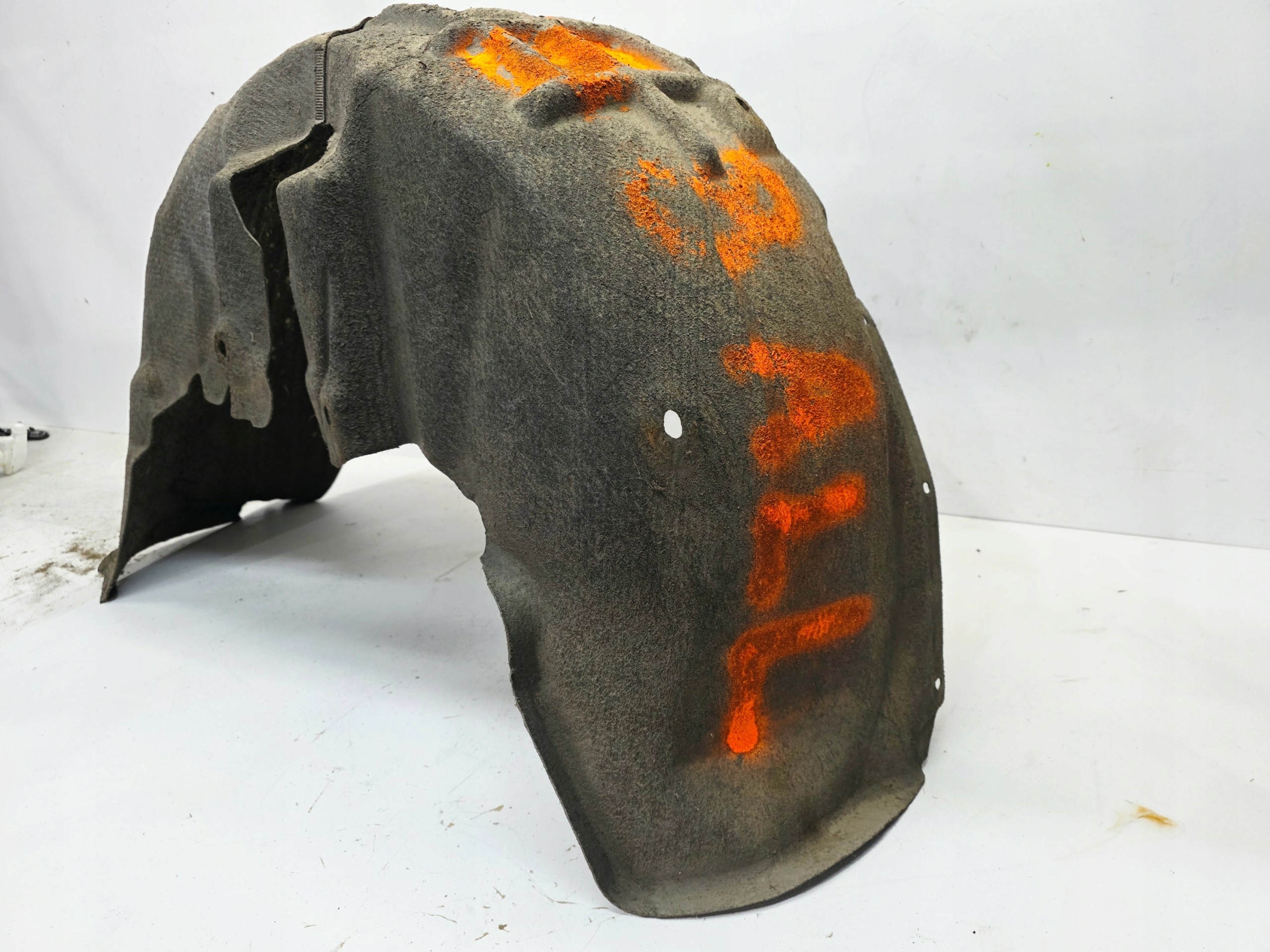 mudguard MATERIALOWE right rear part AUDI A4 B8 ALLROAD 8K9810172A
