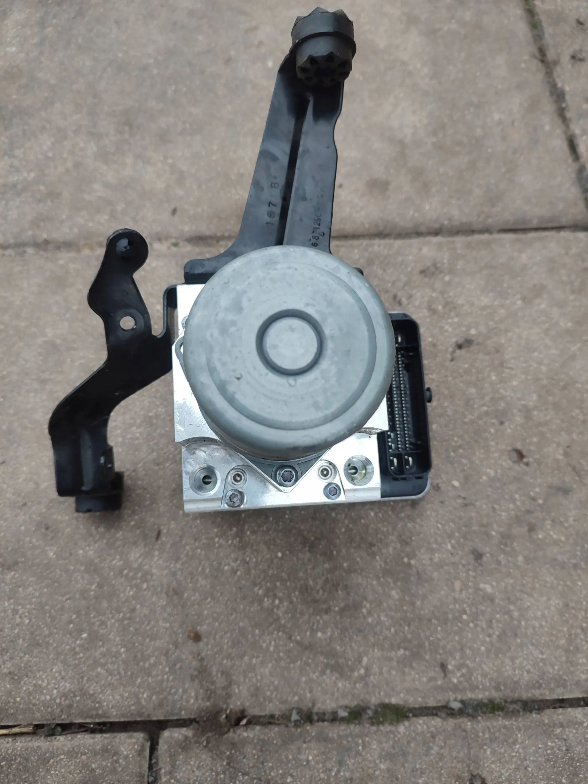 насос блок управления ABS BMW X3 G01 2020 европа