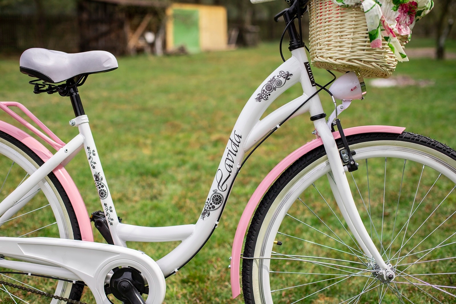 ROWER MIEJSKI DAMSKI 28 LEKKI 3 BIEGI DAMKA KOSZ Kod producenta LAVIDA kod