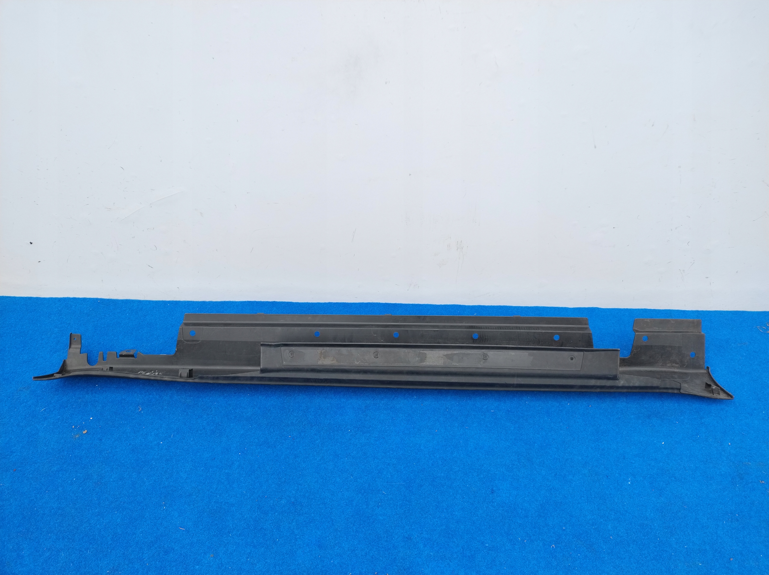 MINI COOPER R55 R56 R57 06-13 ROK right moulding threshold threshold 7147916 C514