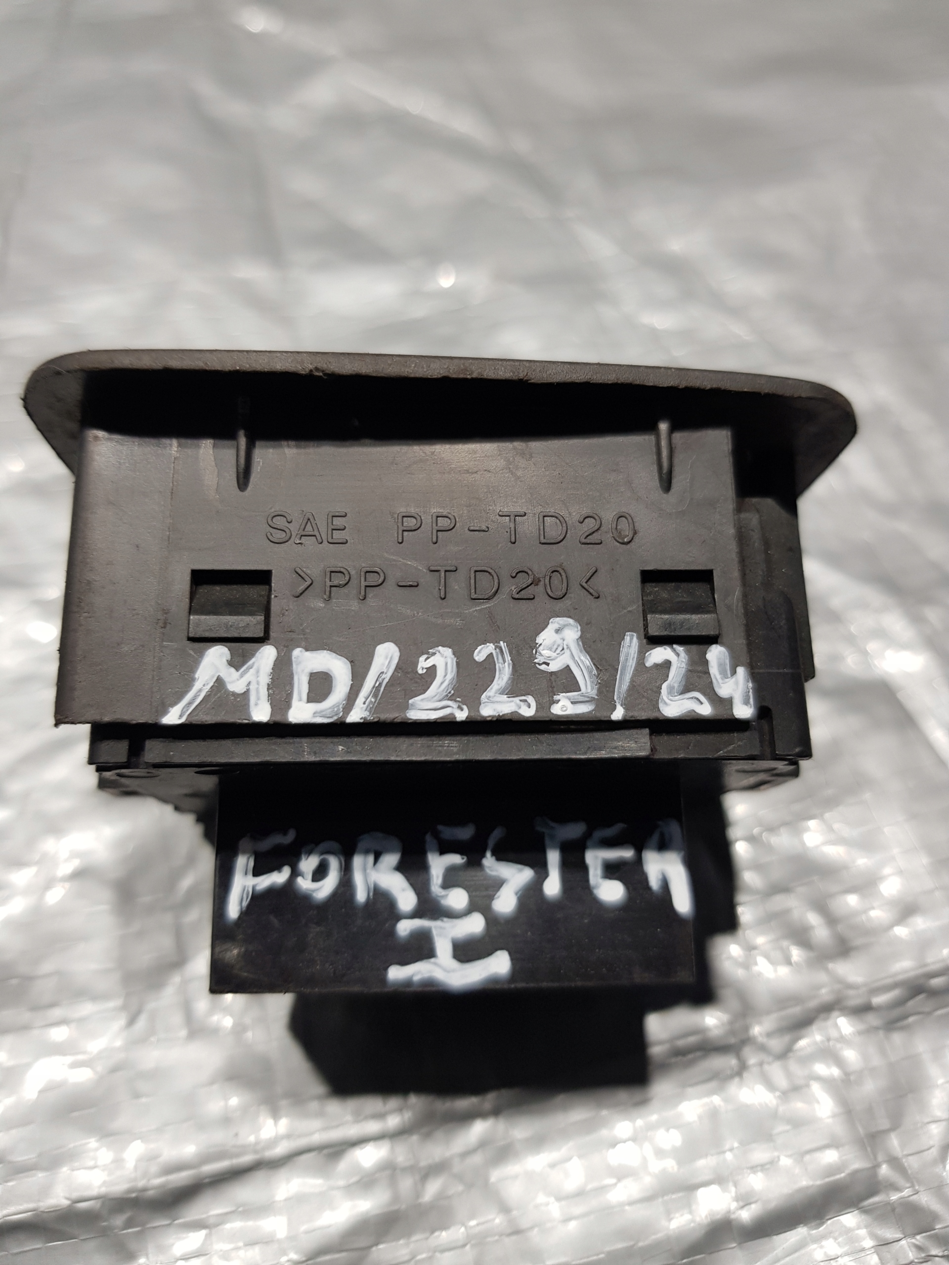 mirror control switch button FORESTER and 00r. LIFT