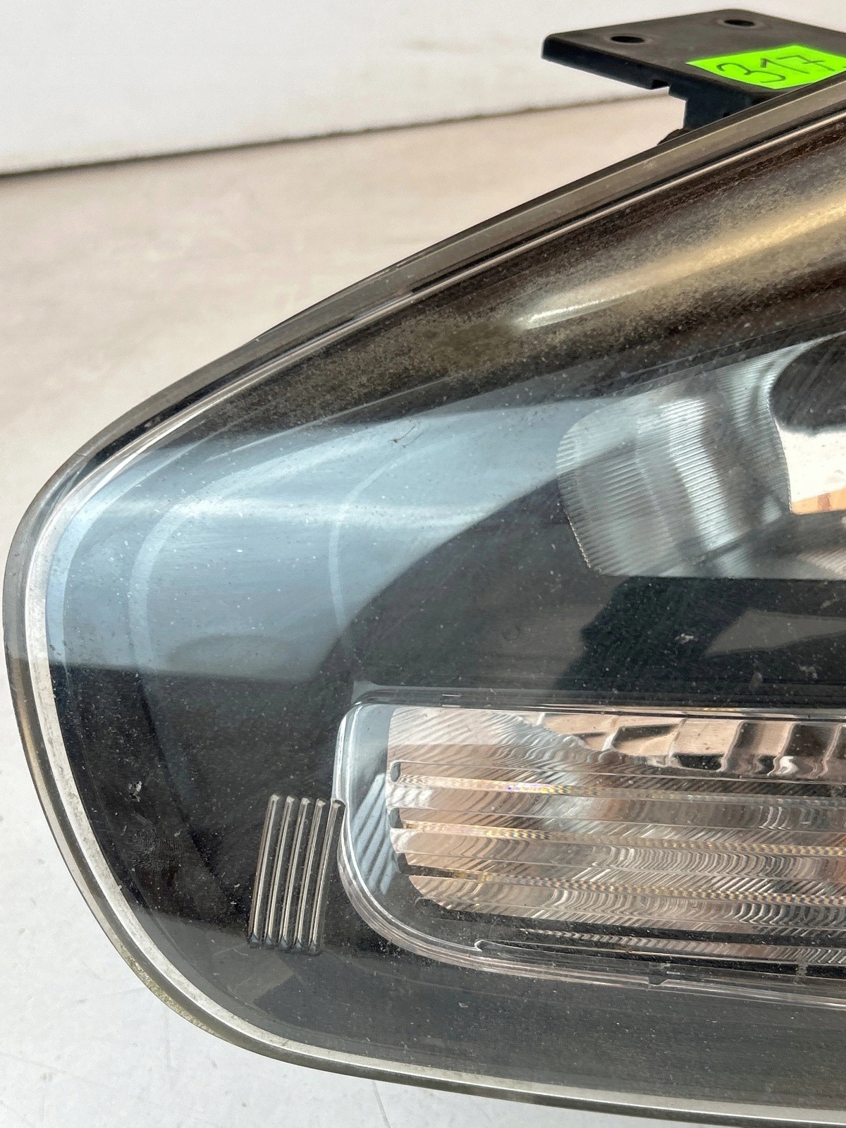 light front front left Kia Carens IV 13-16 UK Anglik