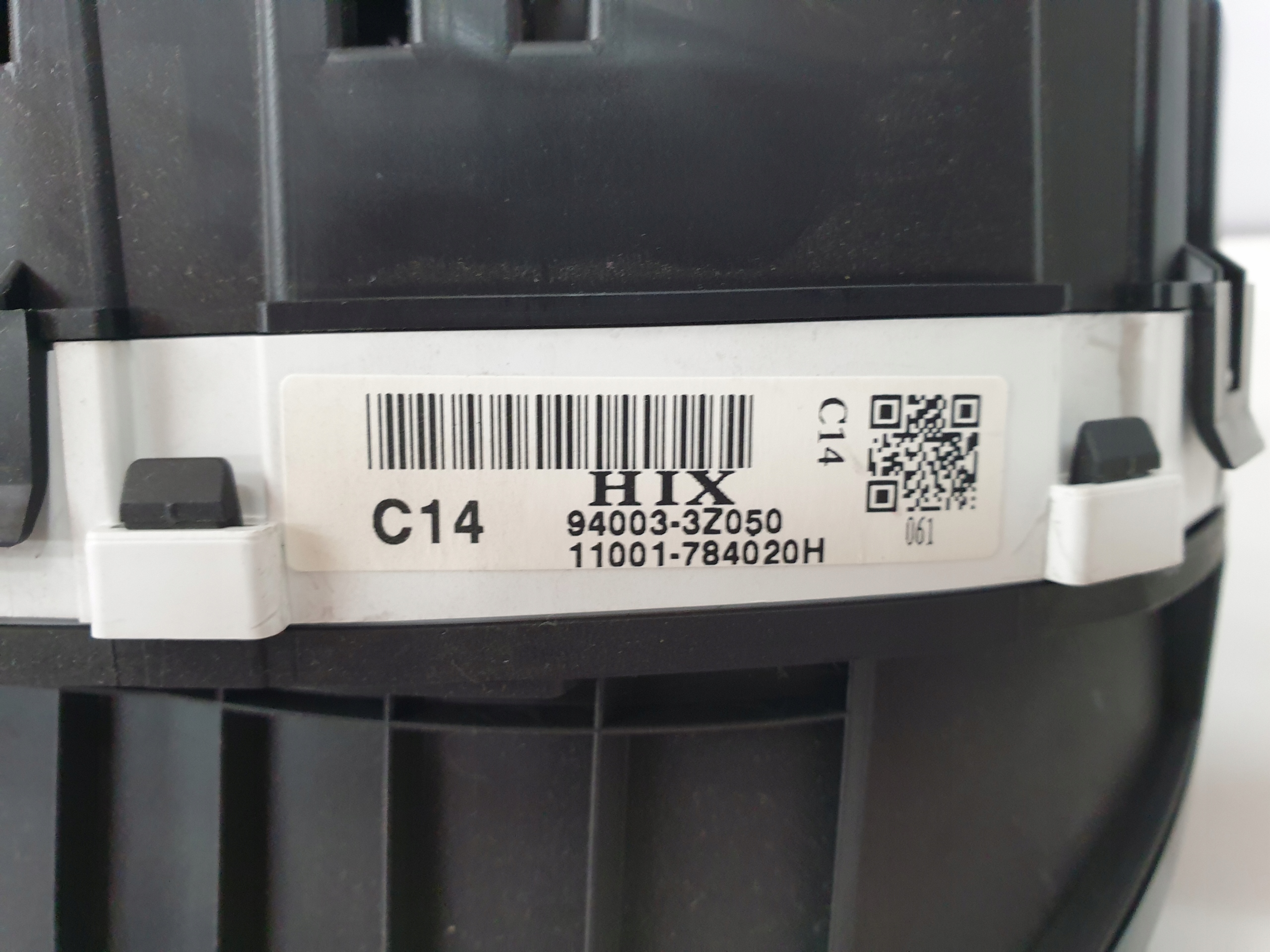 Hyundai i40 CW 1.7 11- спидометр англия $