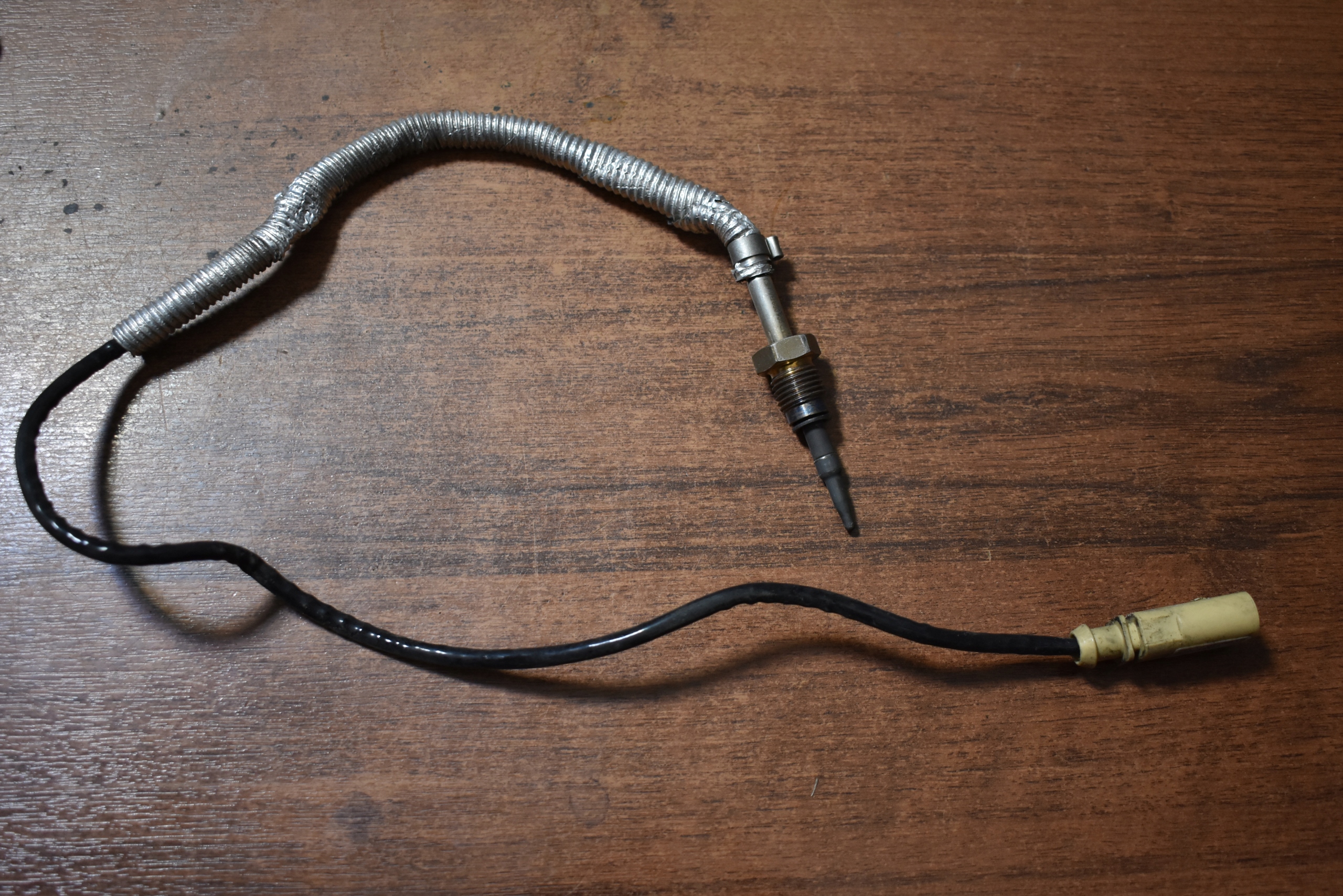 IDEALNY Sensor TEMPERATURY AUDI Q7 Q8 VW TOUAREG III 1