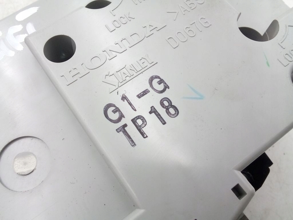 Honda Jazz II 2 lift FL control panel nawiewem air conditioning devices EU D067G