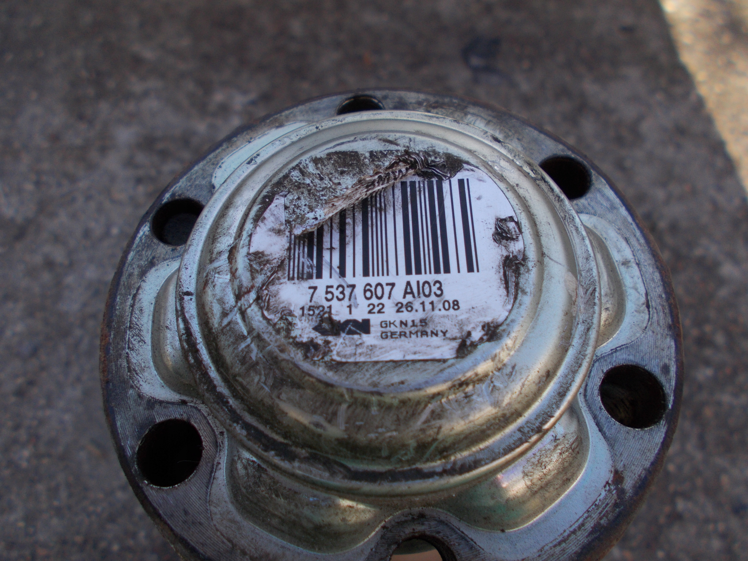 BMW X3 E83 semi-axis left rear part 7524041