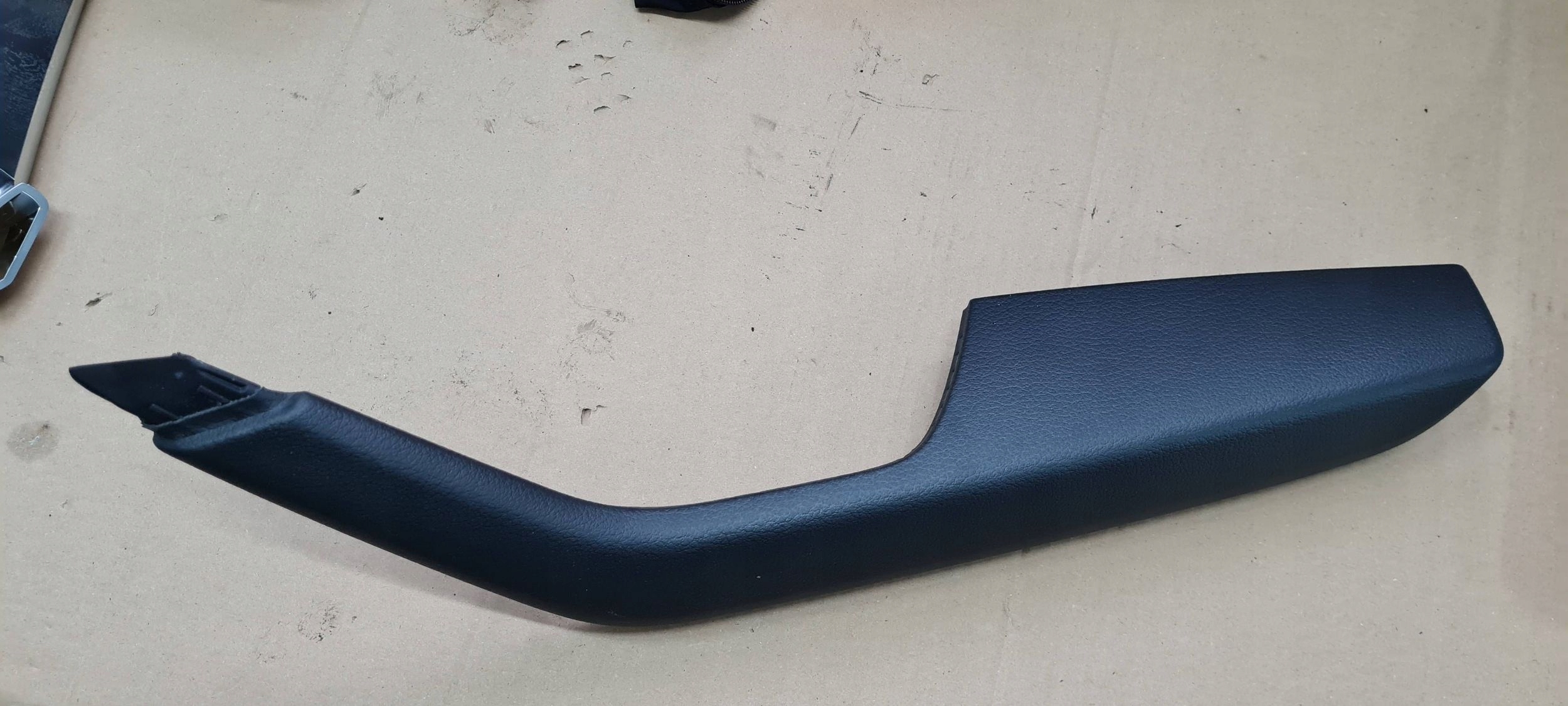 A6 C8 4K side armrest door right front upholstery 4K0867174