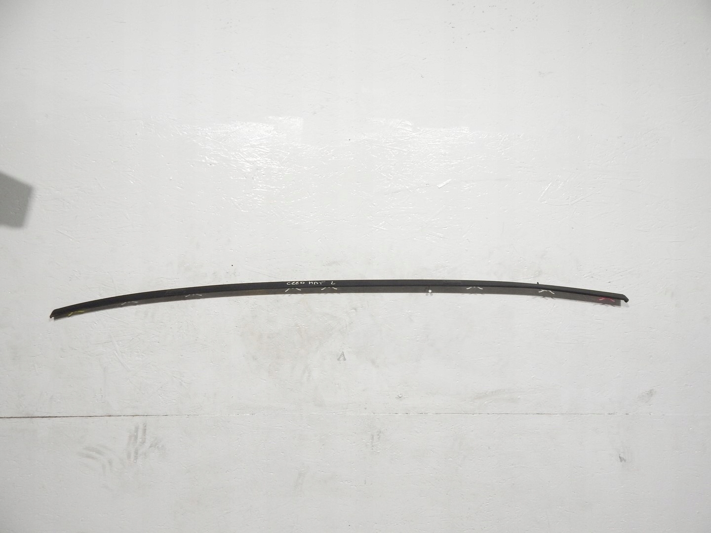 LISTWA DACHOWA LEWA KIA CEED III HATCHBACK 18-24