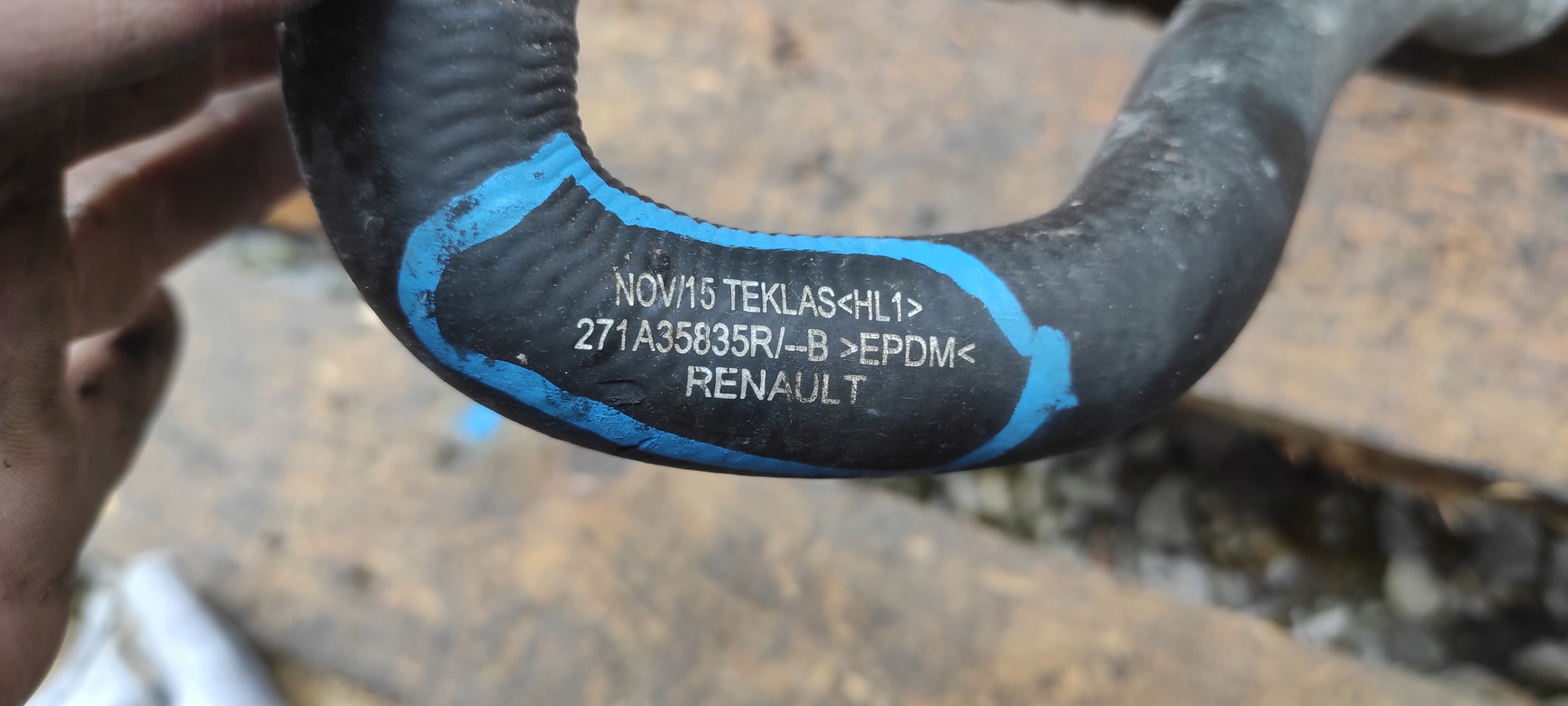 CRIJEVO PRIJENOS VODE 1.5 DCI RENAULT CLIO IV CAPTUR 271A35835R