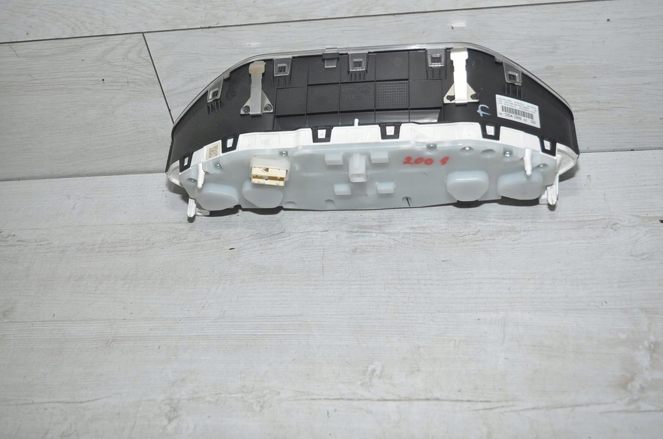Instruments tachymètre compte tours 1.2 VTI Peugeot 2008 14r