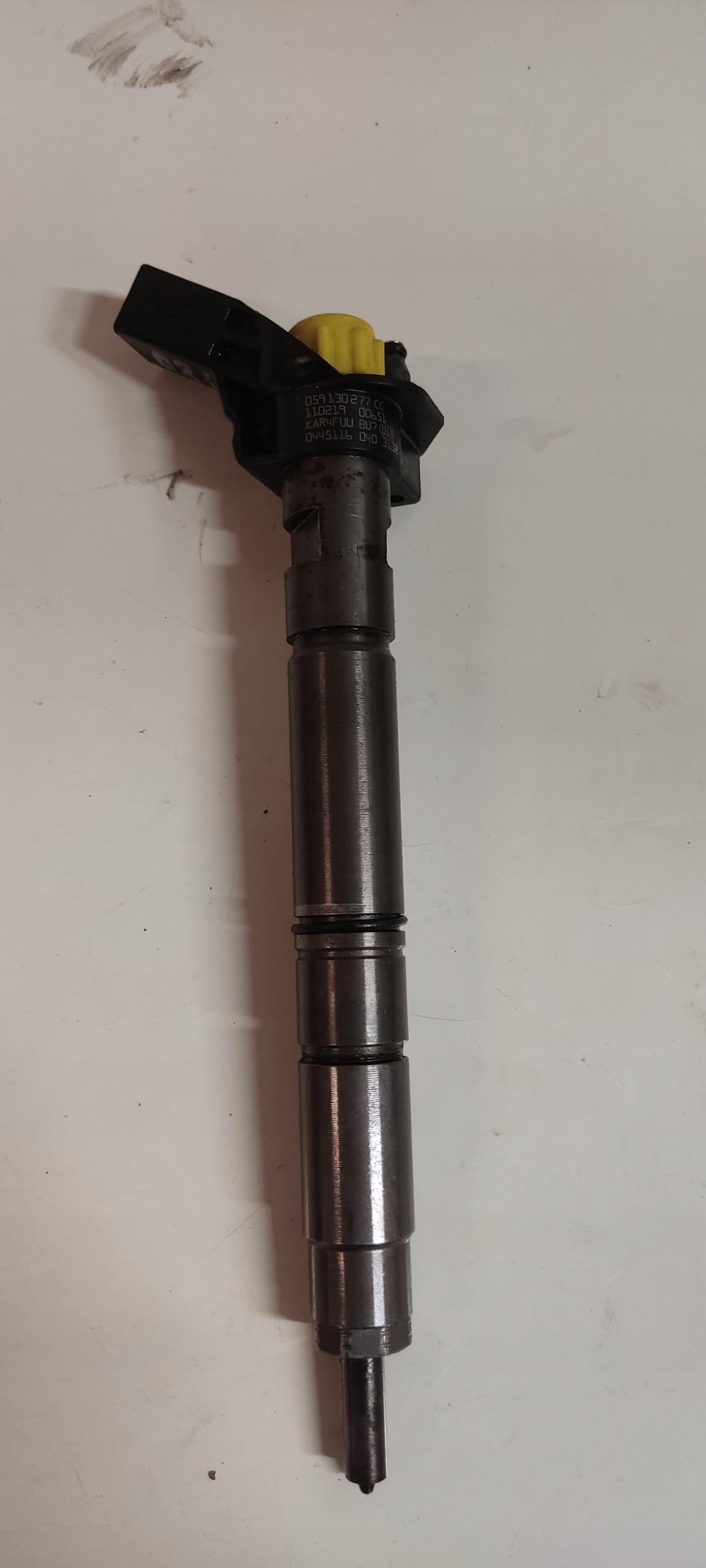 23670-33050 - ИНЖЕКТОР YARIS II 1.4 D4D 0445116009 2009-2012