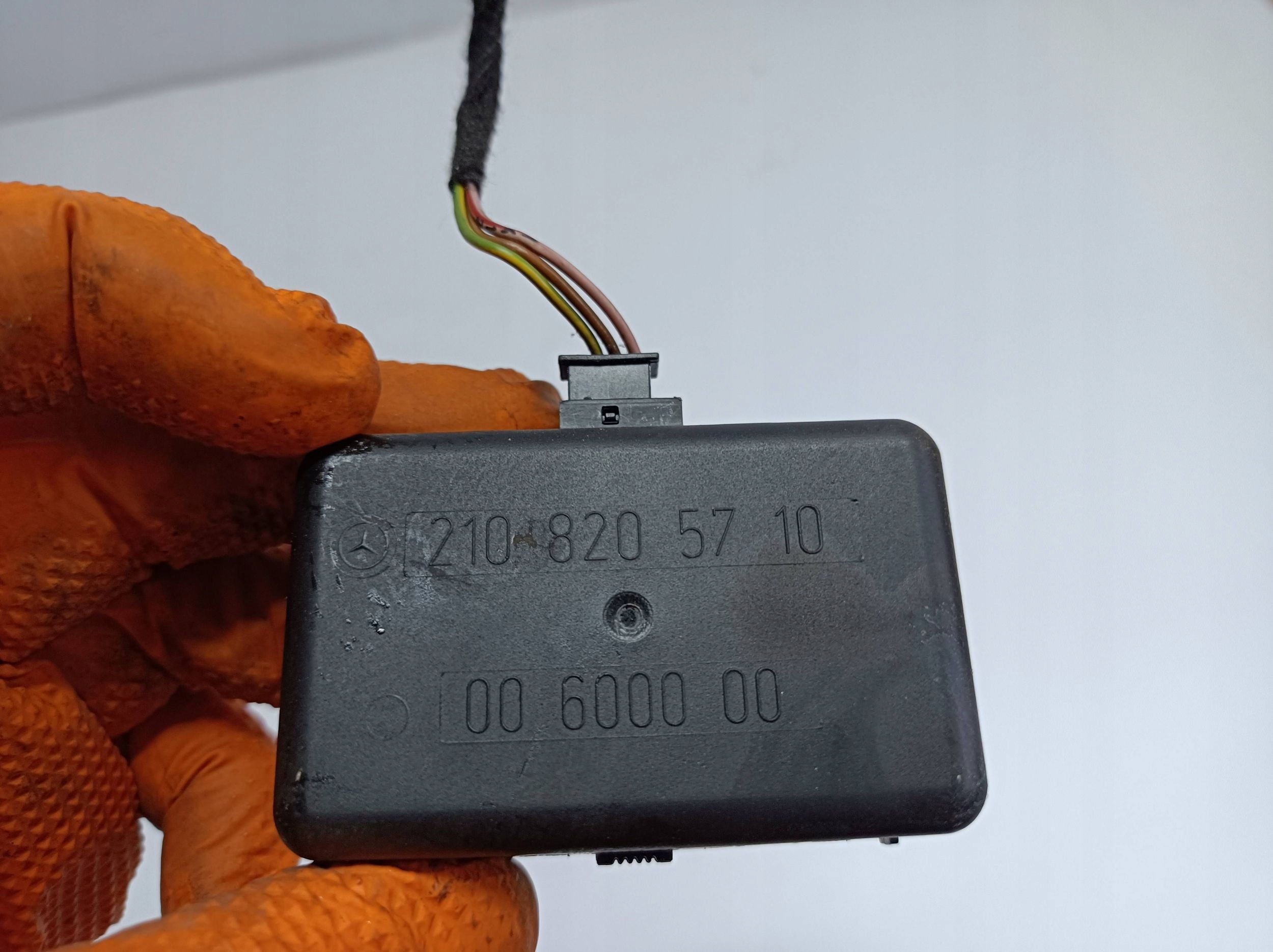 sensor rain Mercedes-Benz S W220 2108205710