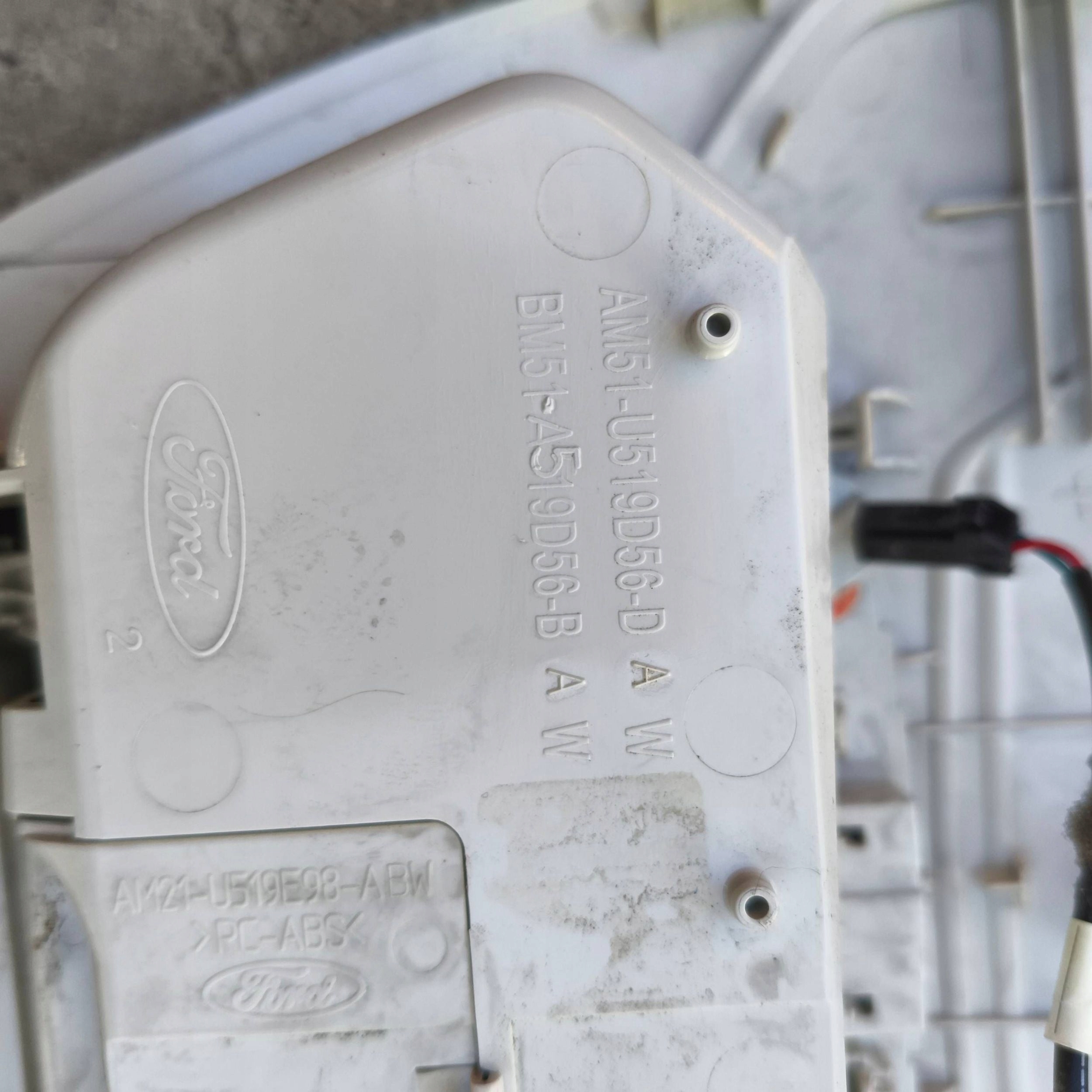 Ford Kuga MK2 II passenger compartment for okulary mikrofon