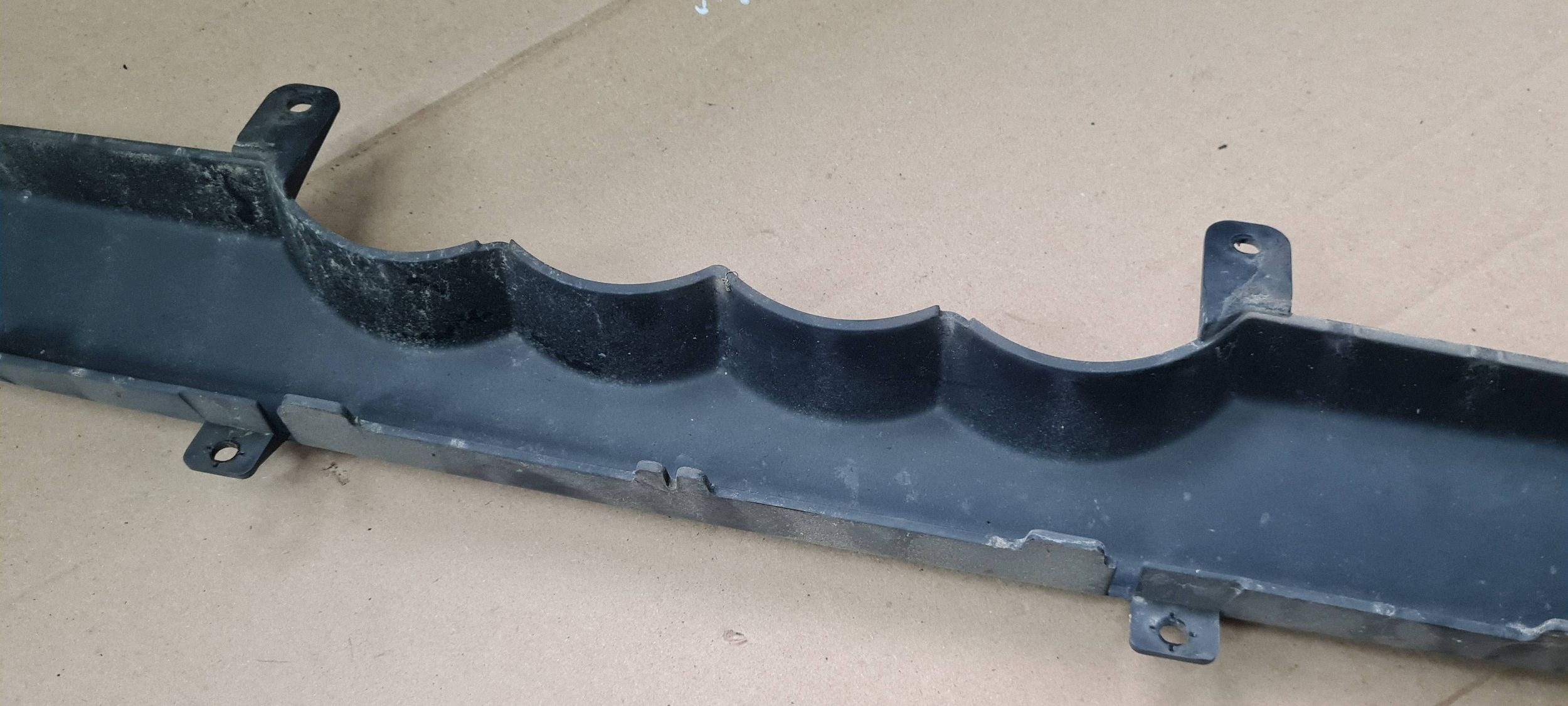 Q5 8R pillar grille GRILLA cap front 8R0853692