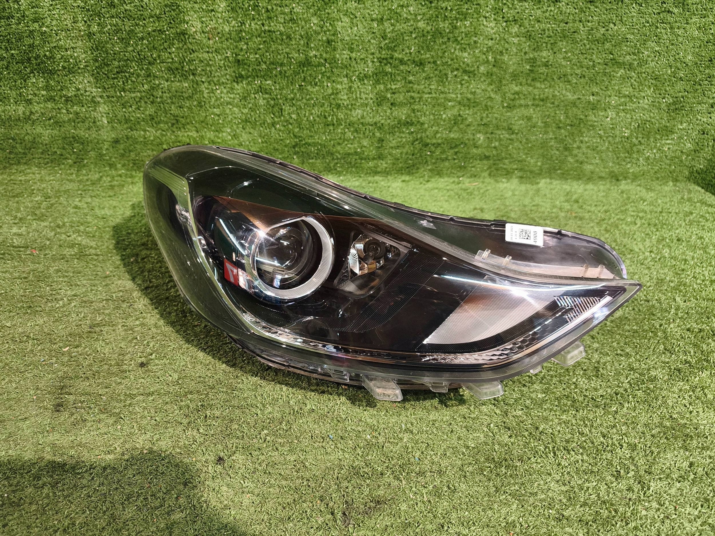 REFLEKTOR right front HYUNDAI I10 III 18- lens NR.1667