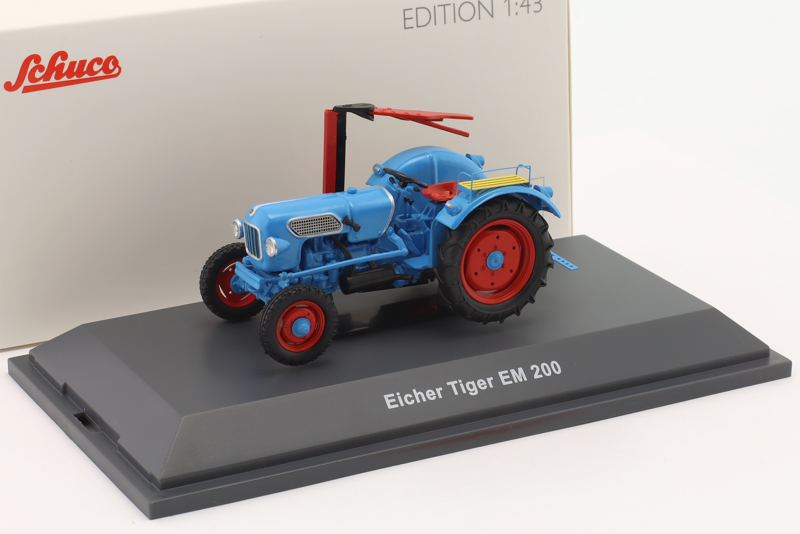 Schuco Eicher Tiger EM200 Traktor 1:43