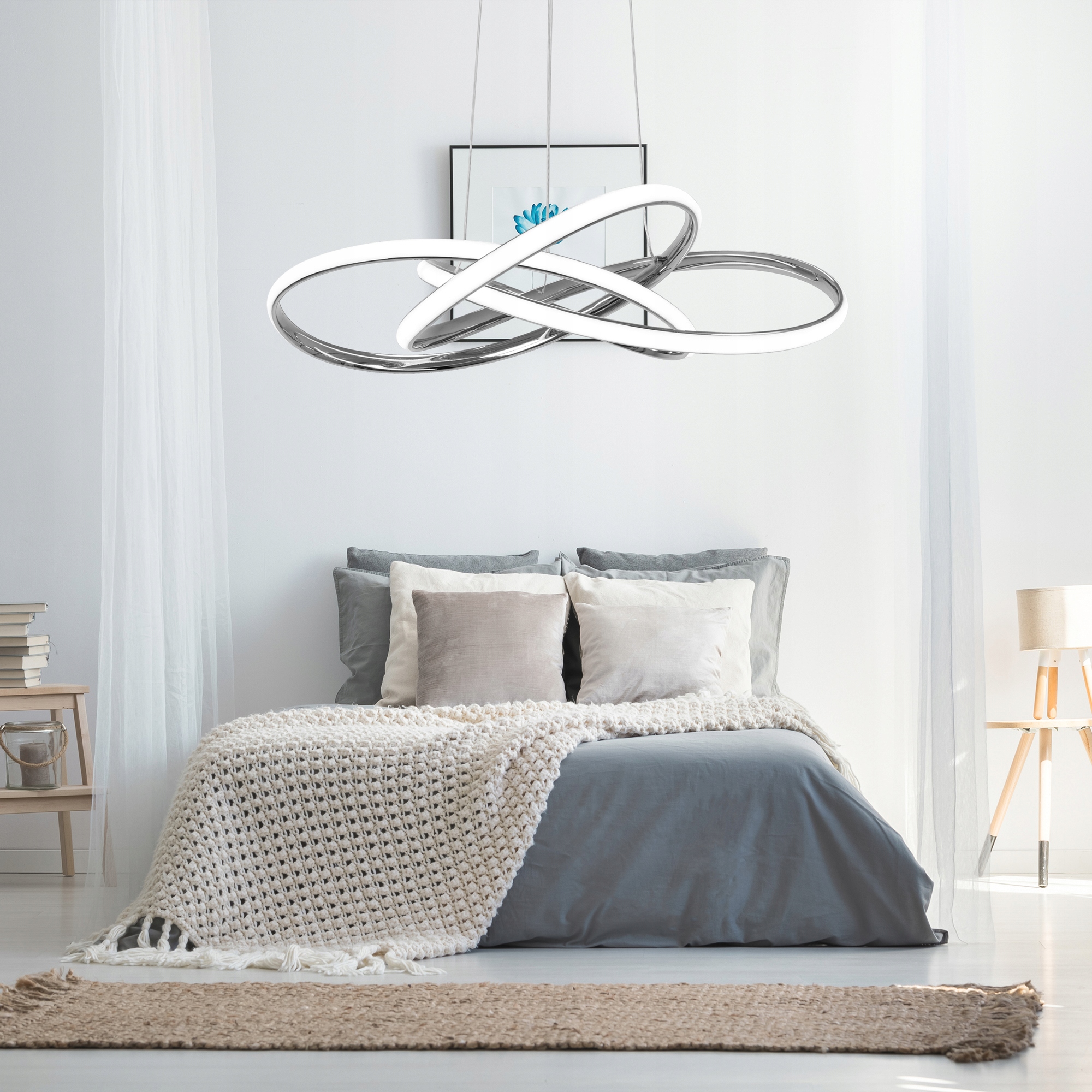 MENNYEZETI LÁMPA BASIC FÉM GYŰRŰ KRÓM LED + TÁVIRÁNYÍTÓ Menetes típusú integrált LED-forrás
